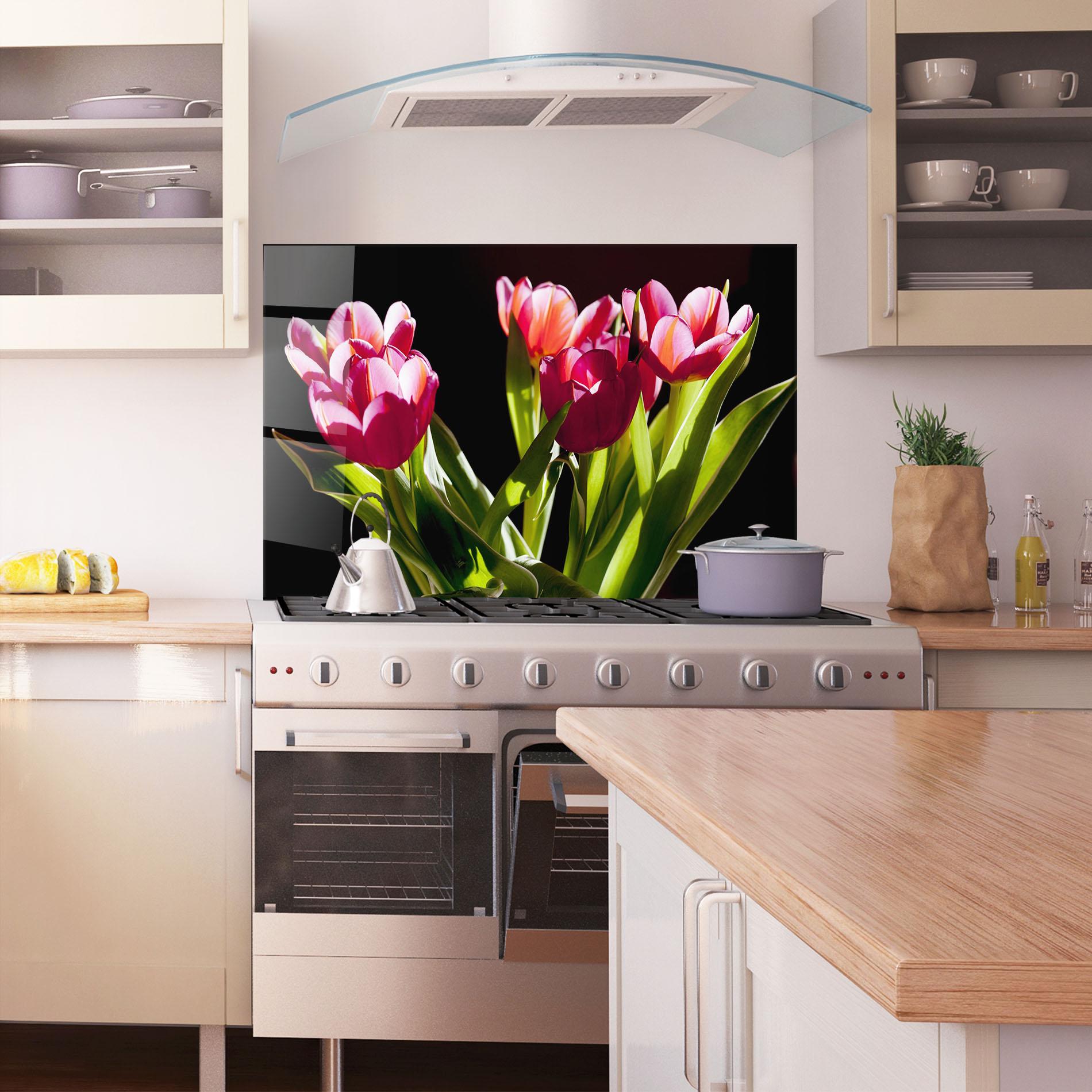 Panou Sticla Bucatarie Dark Pink Tulips mockup 1