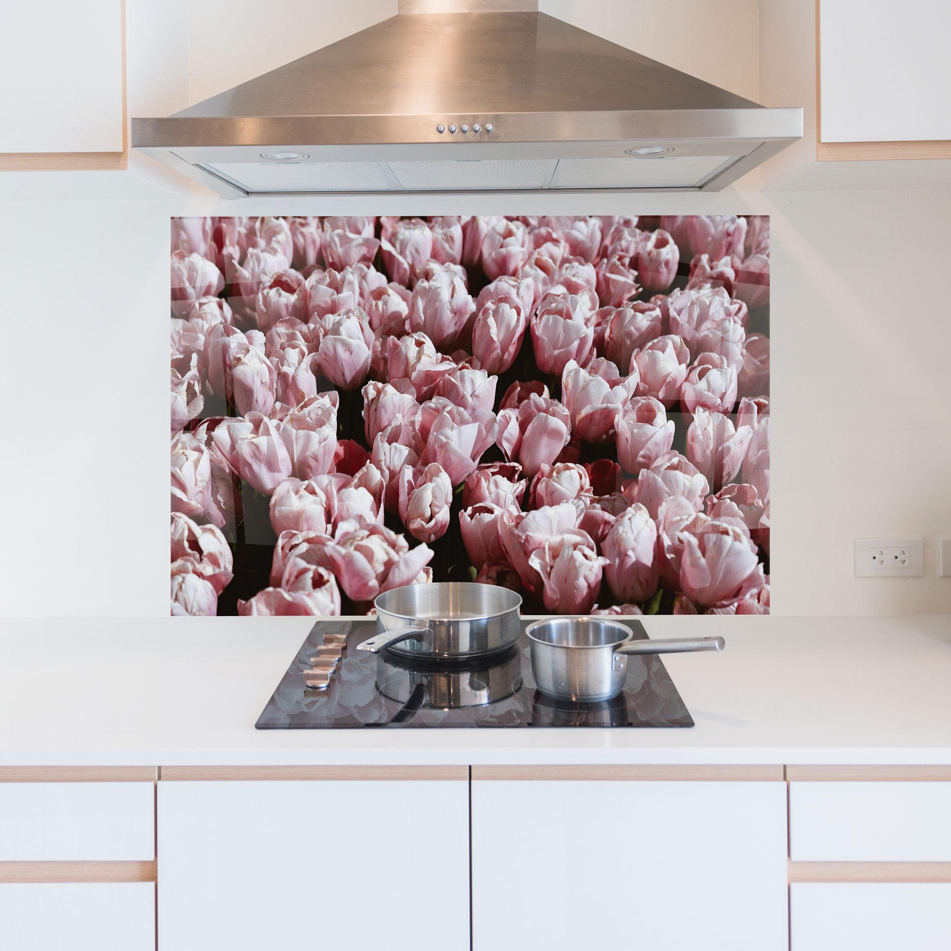 Panou Sticla Bucatarie Pastel Pink Tulips Wall mockup 5