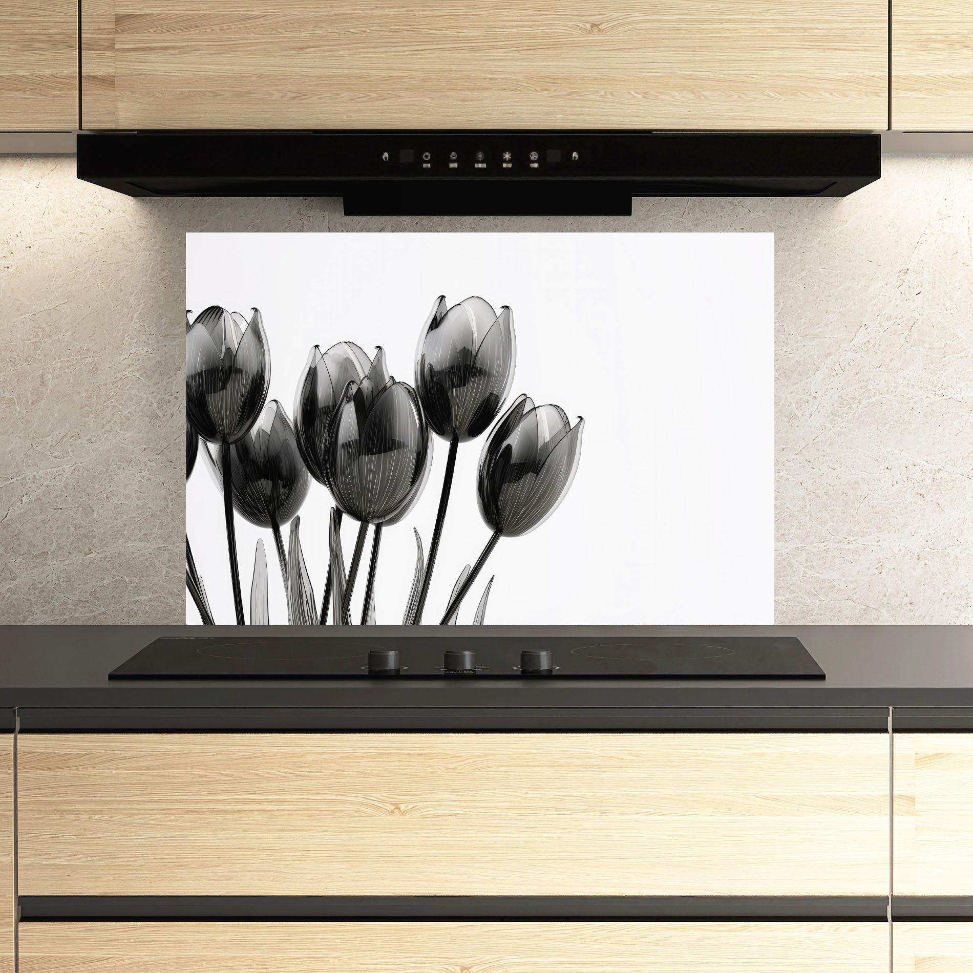 Panou Sticla Bucatarie Black Glass Tulips mockup 3