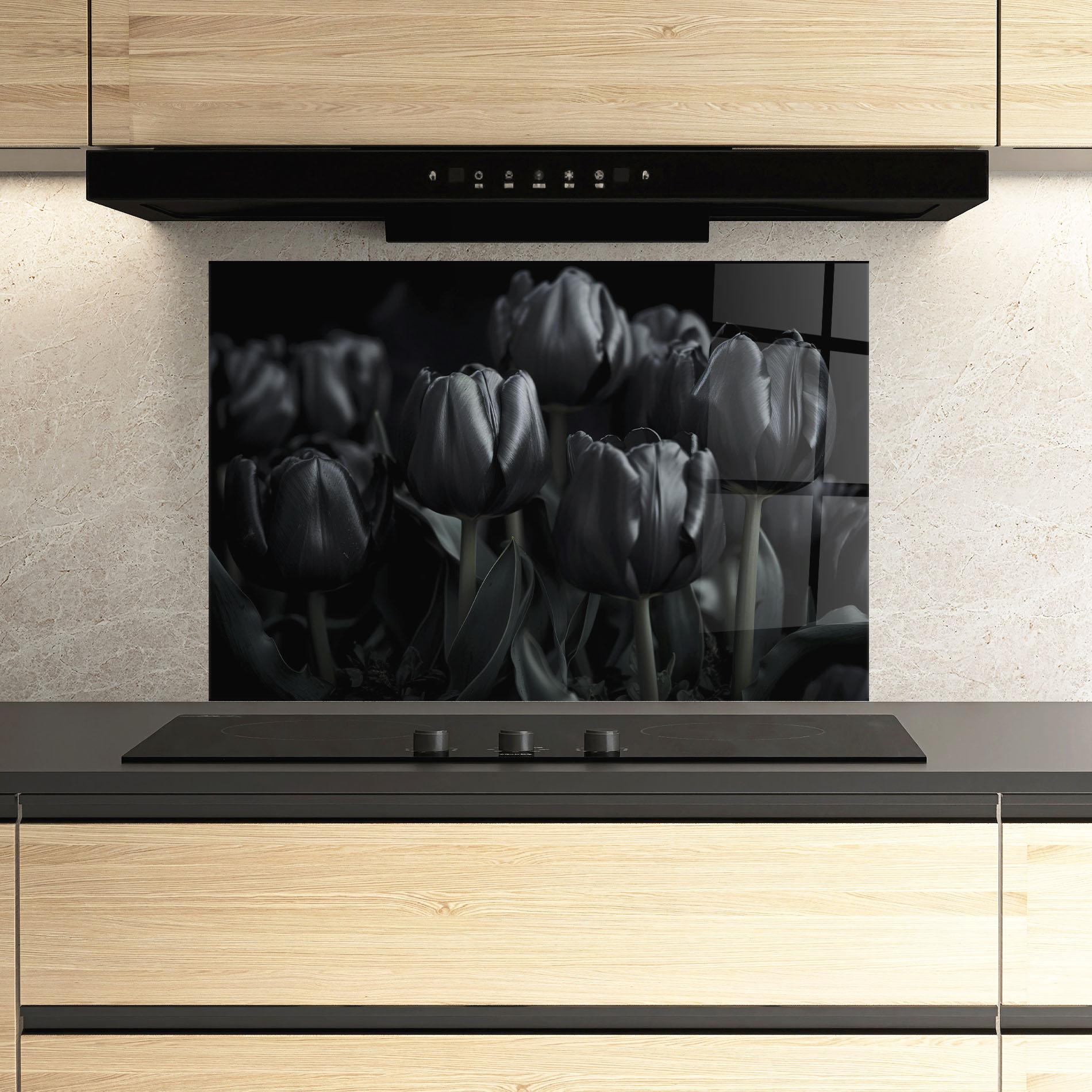 Panou Sticla Bucatarie Black Tulips mockup 3