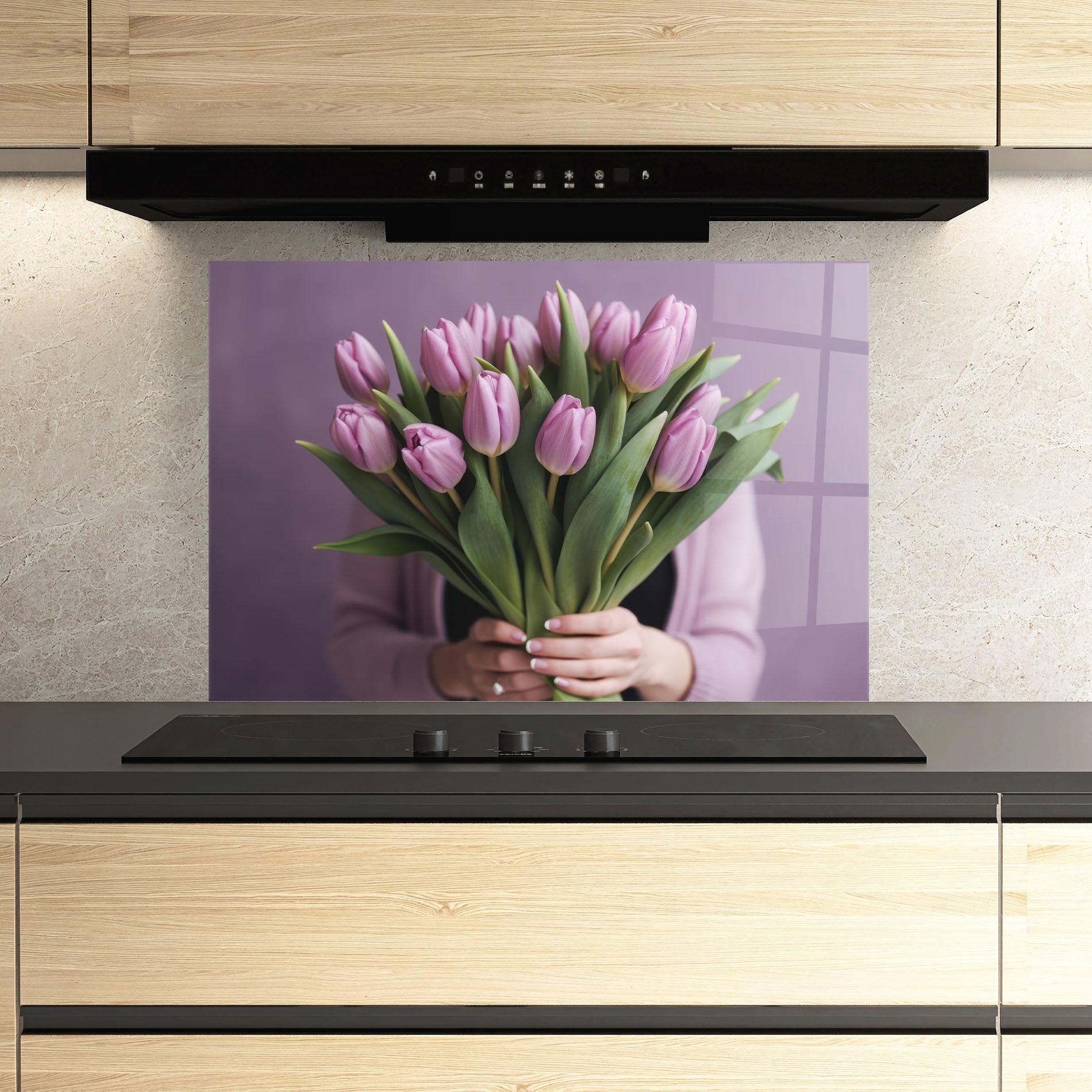 Panou Sticla Bucatarie Holding Pink Tulips mockup 3