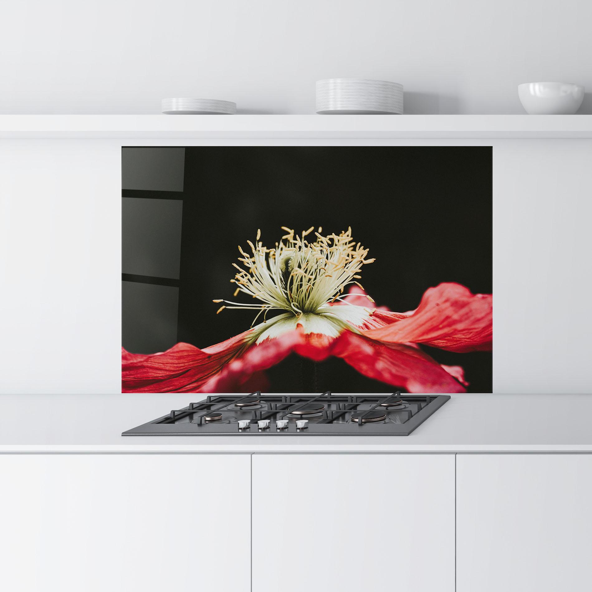 Panou Sticla Bucatarie Open Poppy Close Up mockup 9