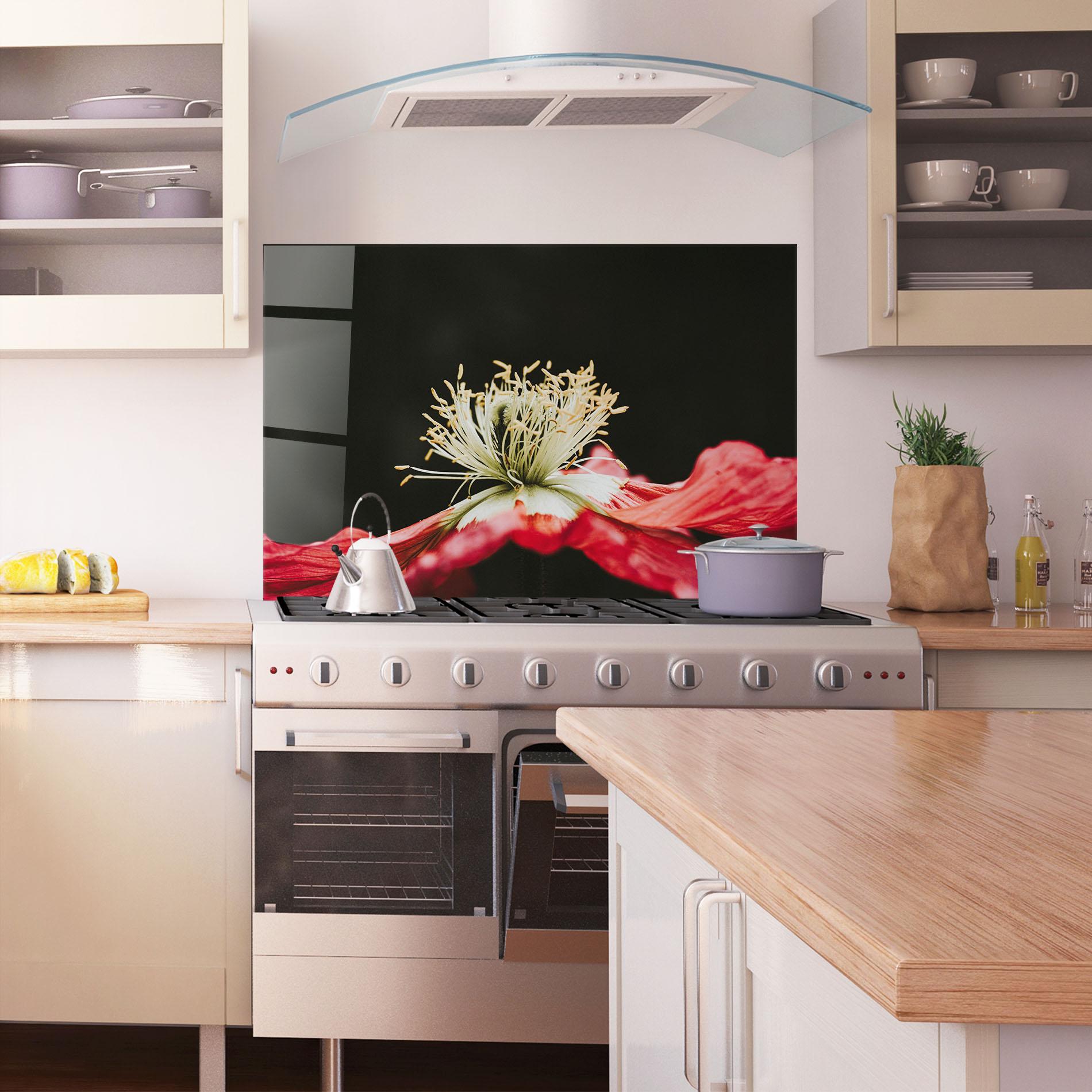 Panou Sticla Bucatarie Open Poppy Close Up mockup 1