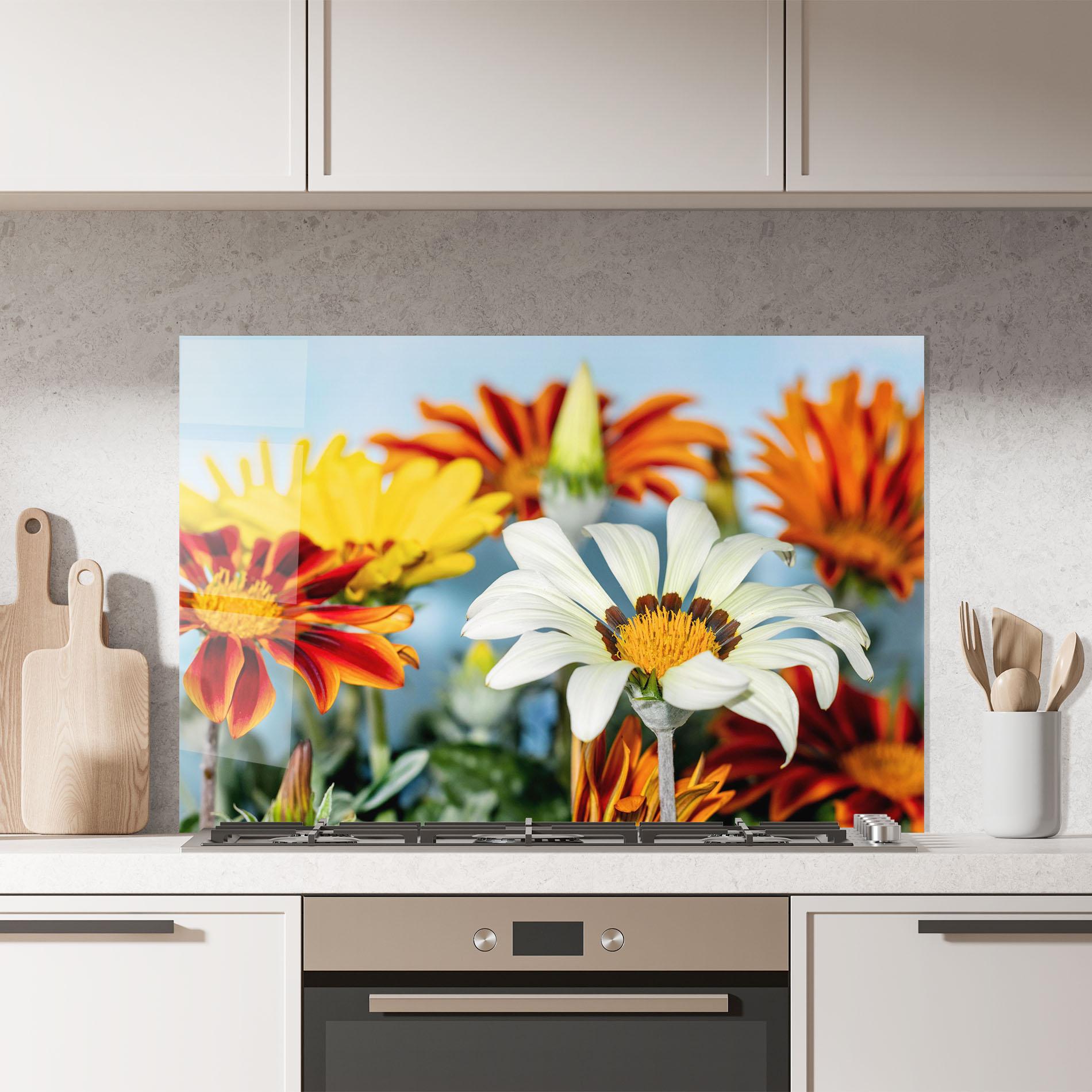 Panou Sticla Bucatarie Color Mix Daisy mockup 7