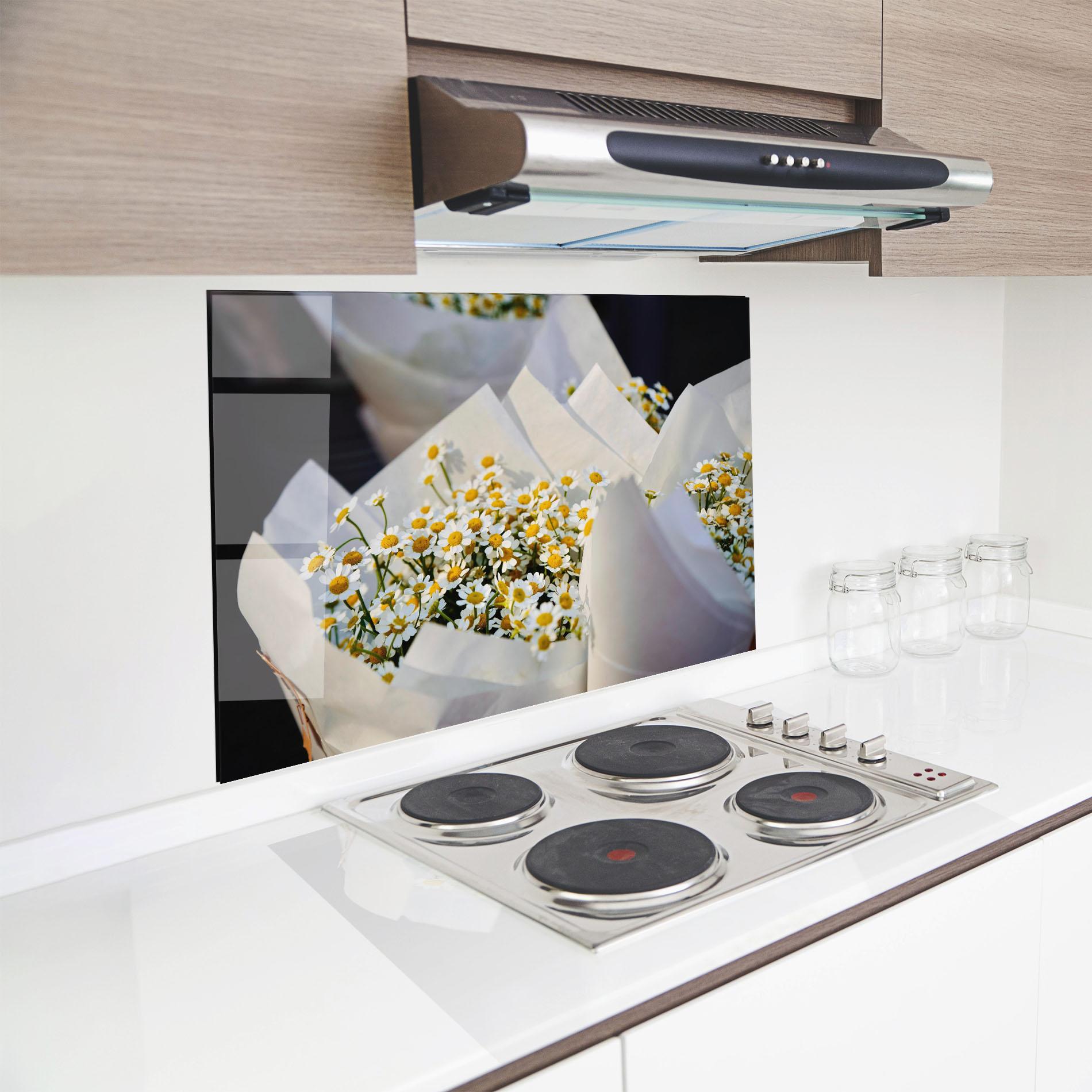 Panou Sticla Bucatarie Daisy Bouquet mockup 8