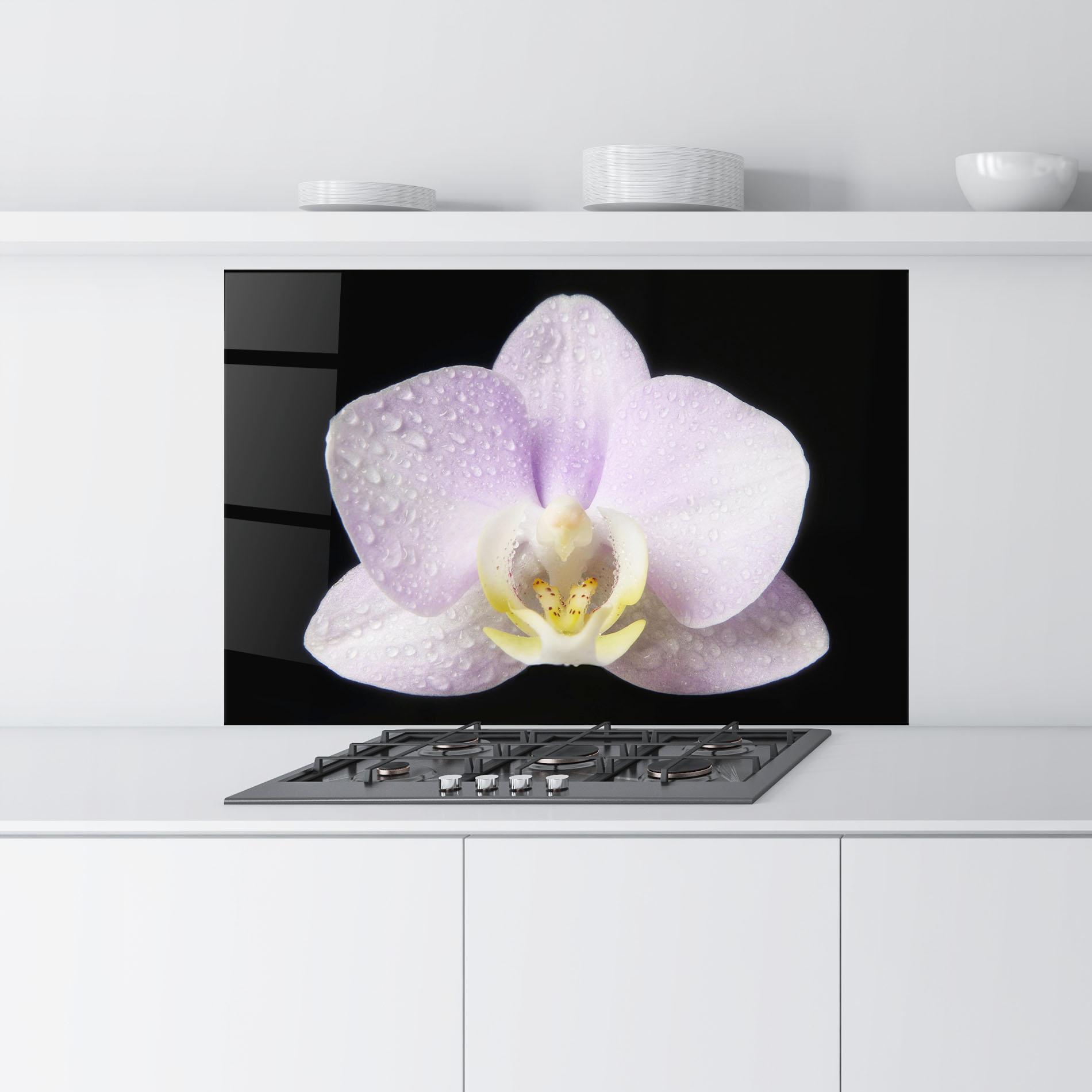 Panou Sticla Bucatarie Light Purple Orchid After Rain mockup 9