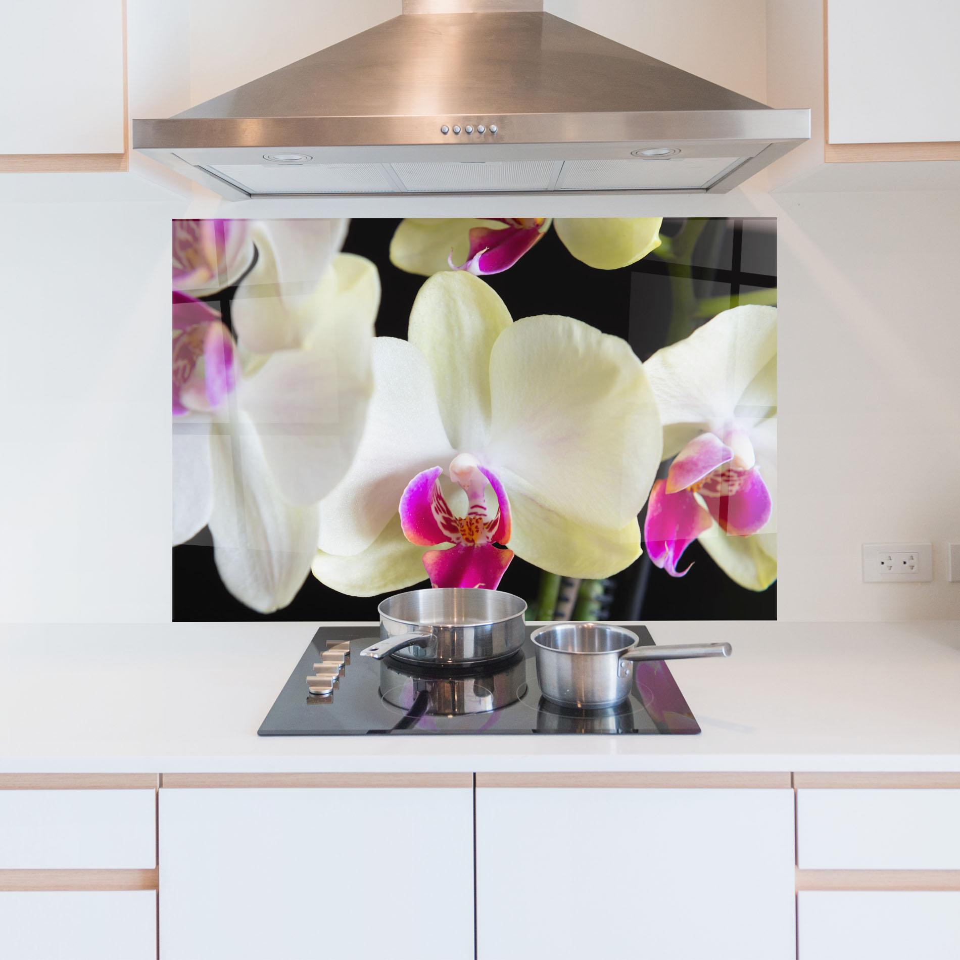 Panou Sticla Bucatarie Cream Purple Orchids mockup 5