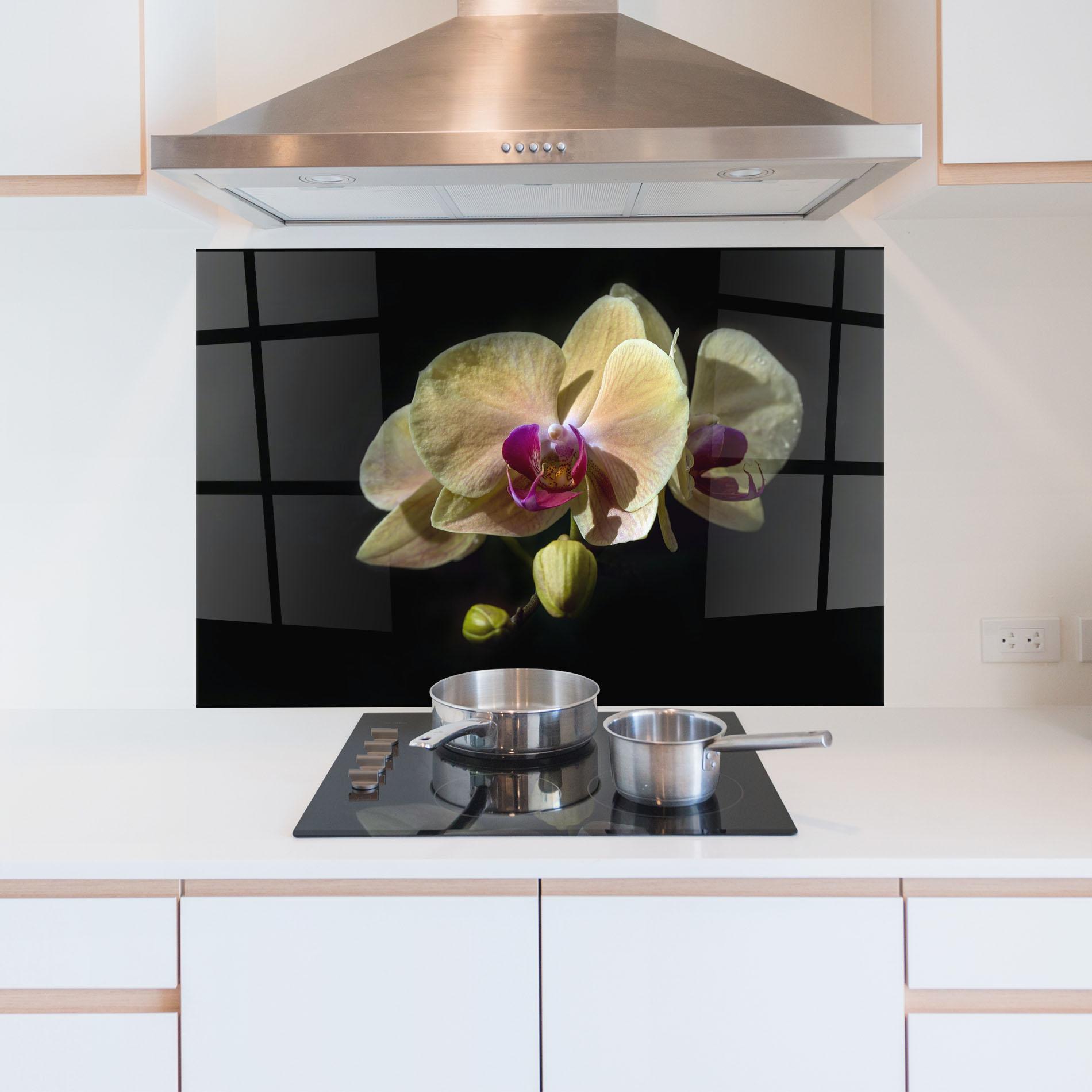 Panou Sticla Bucatarie Pastel Yellow Orchids mockup 5