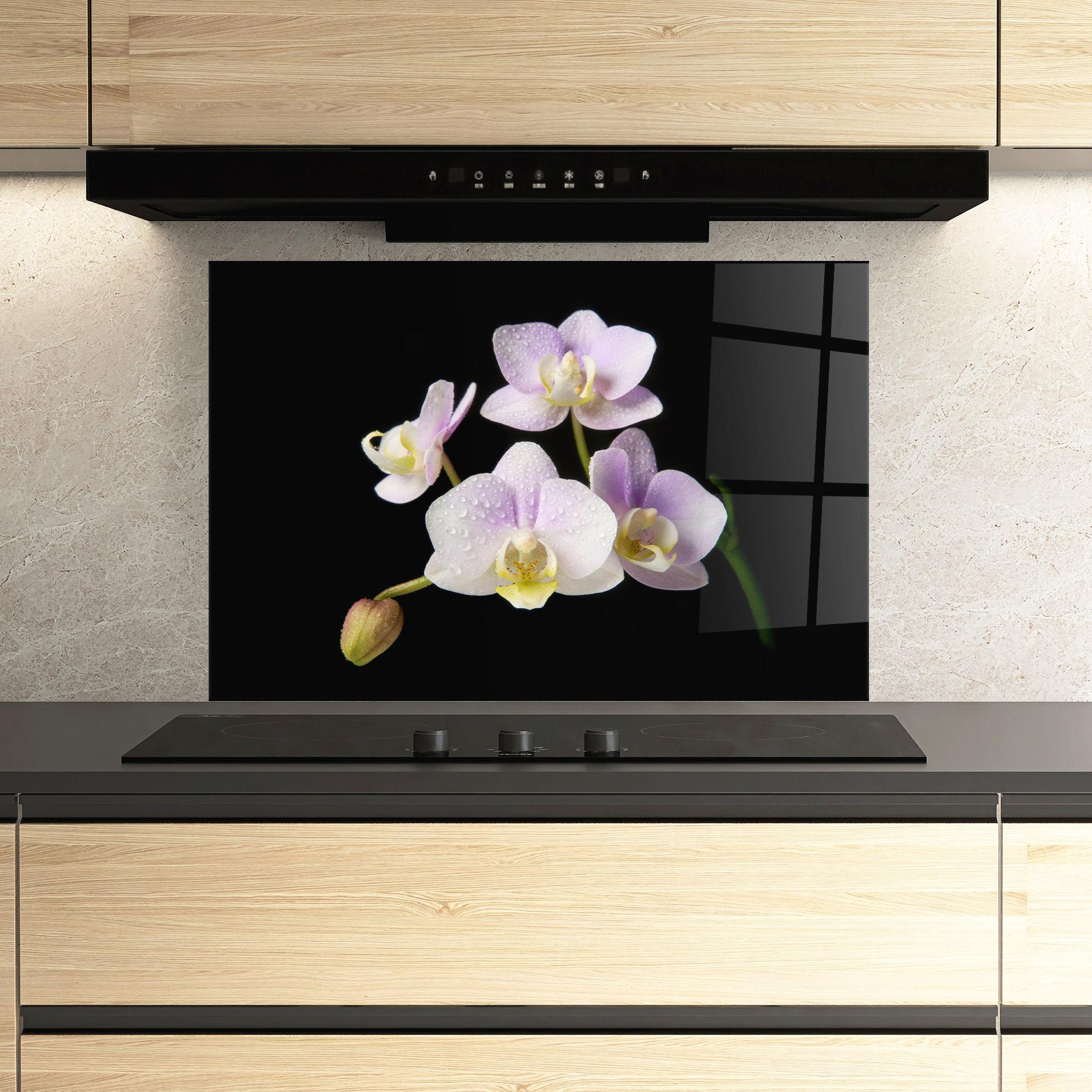 Panou Sticla Bucatarie Light Purple Orchid On Black mockup 3