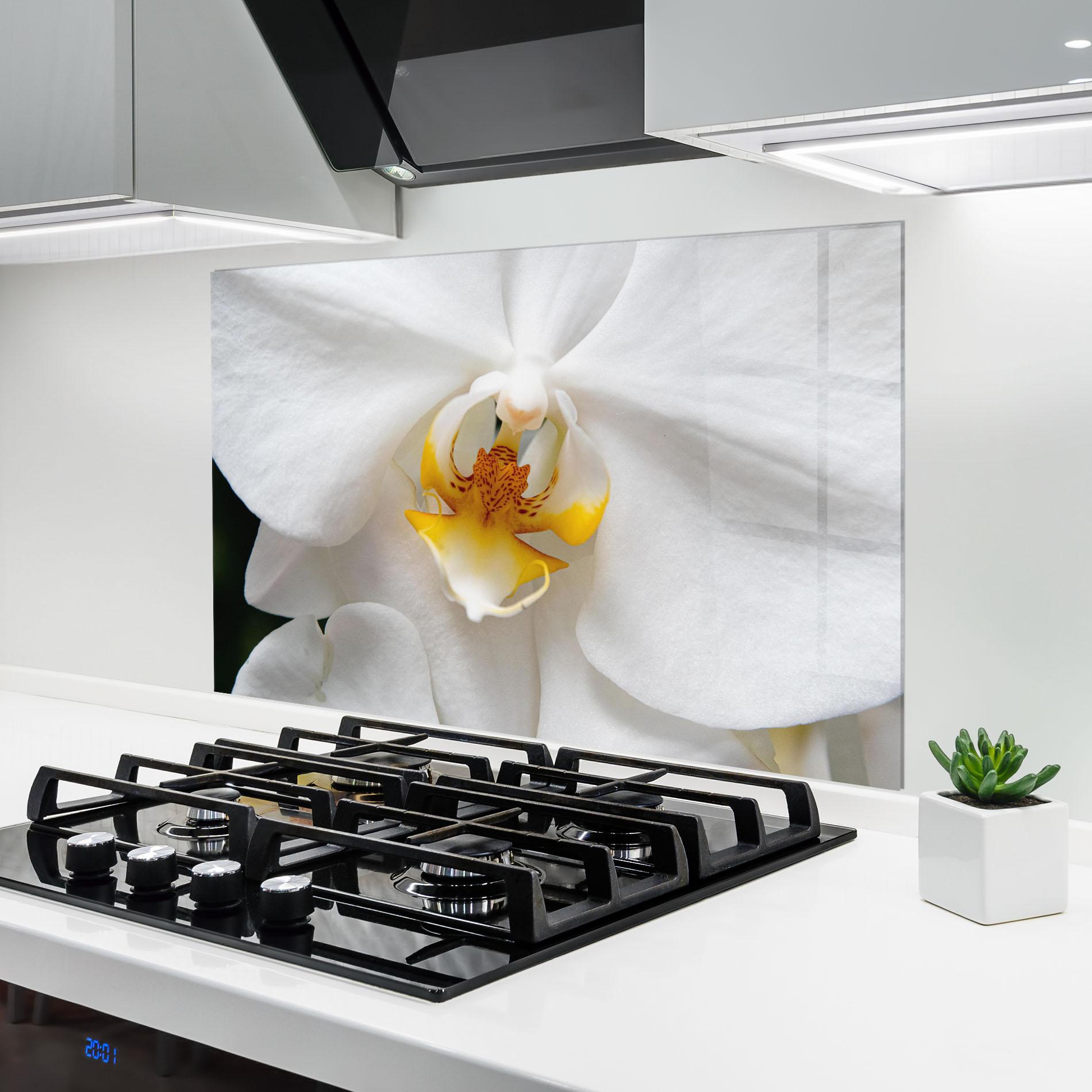 Panou Sticla Bucatarie Big Orchid Close Up mockup 6