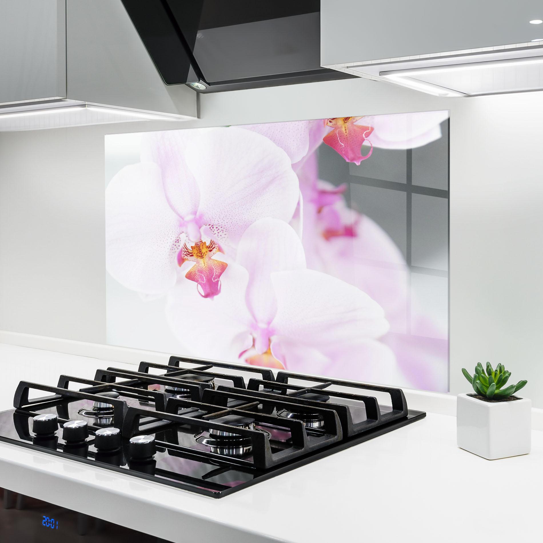 Panou Sticla Bucatarie Light Purple Orchid mockup 6