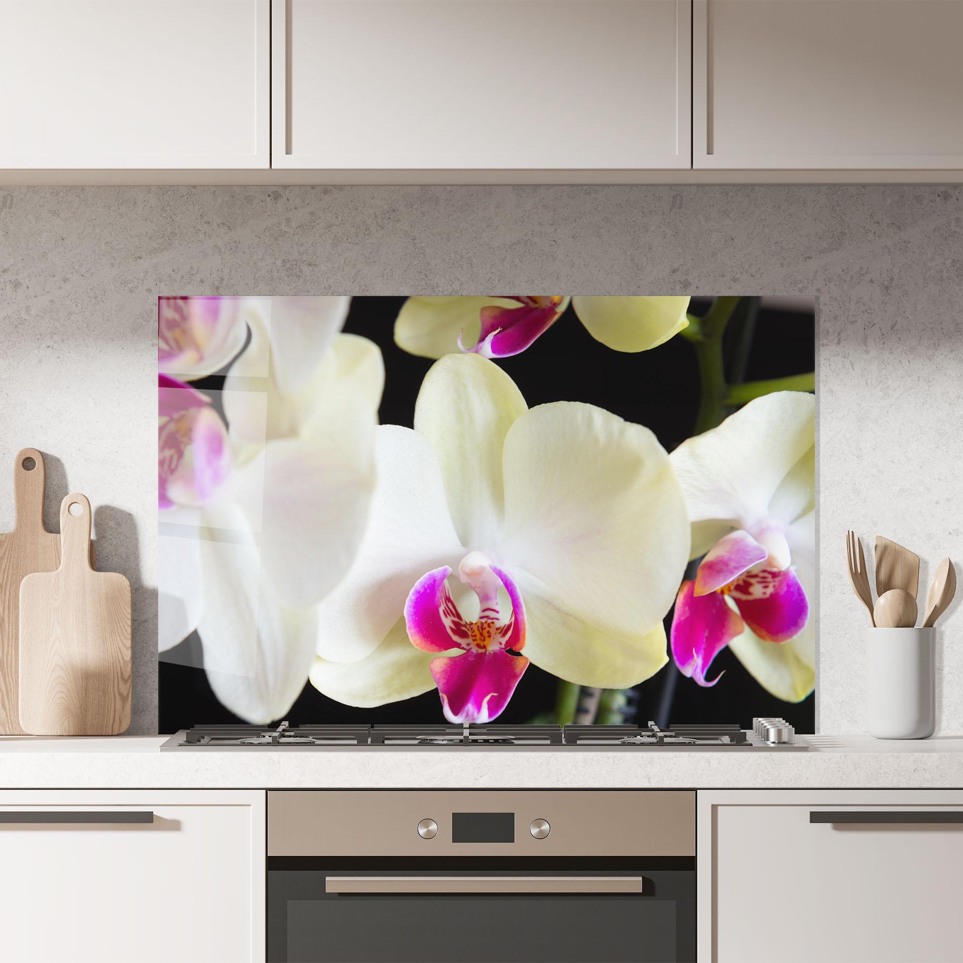 Panou Sticla Bucatarie Cream Purple Orchids mockup 7