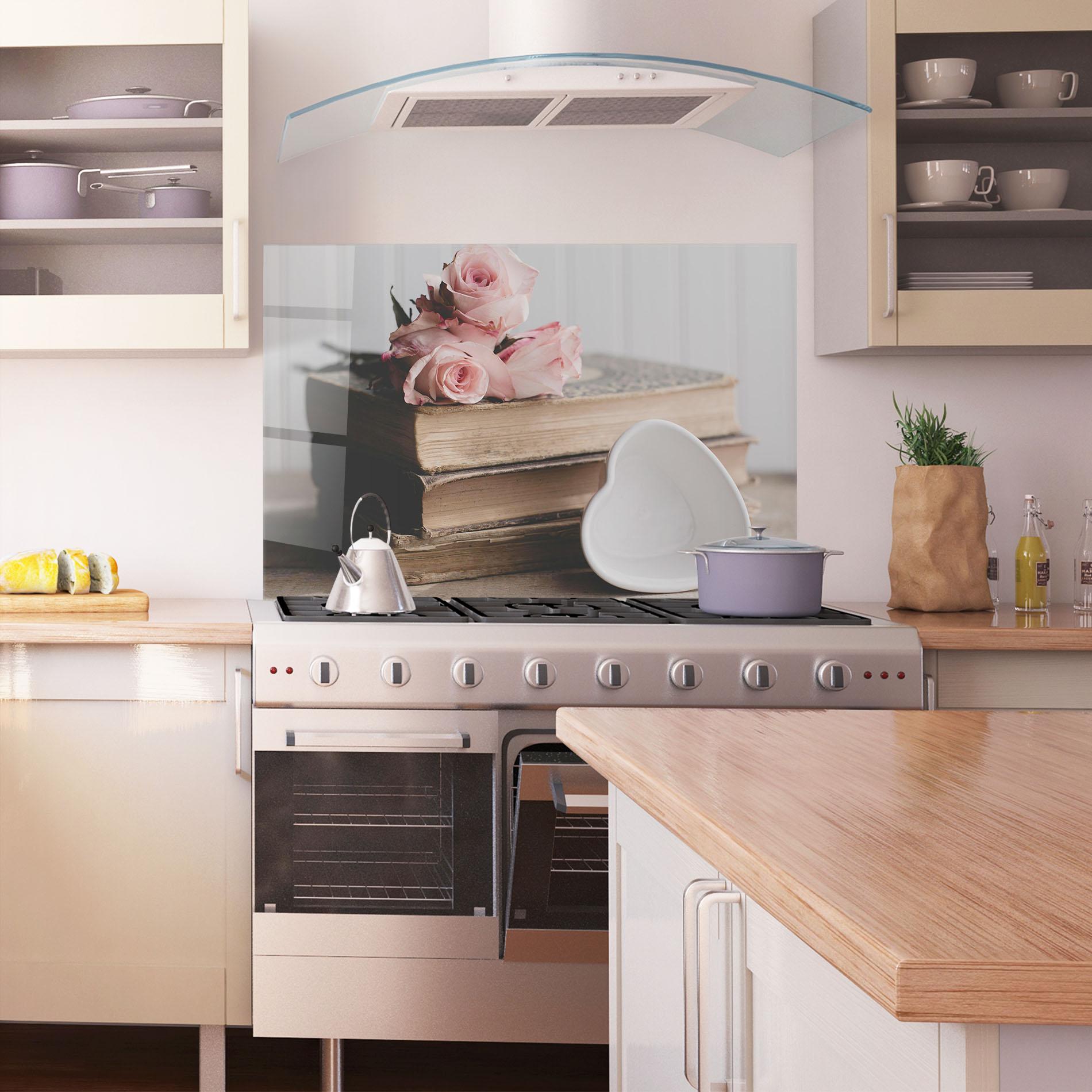 Panou Sticla Bucatarie Books With Roses mockup 1