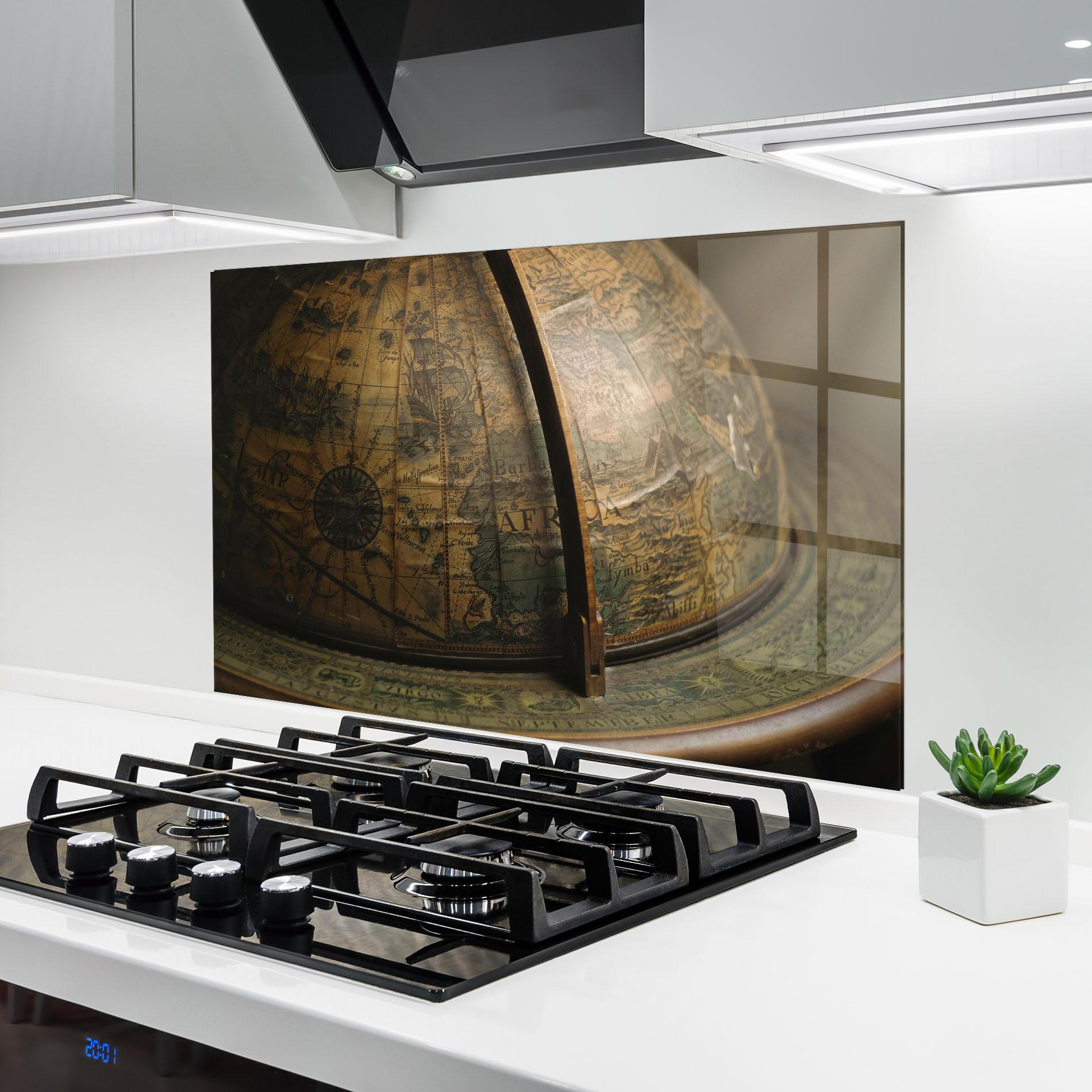 Panou Sticla Bucatarie Globe Map mockup 6