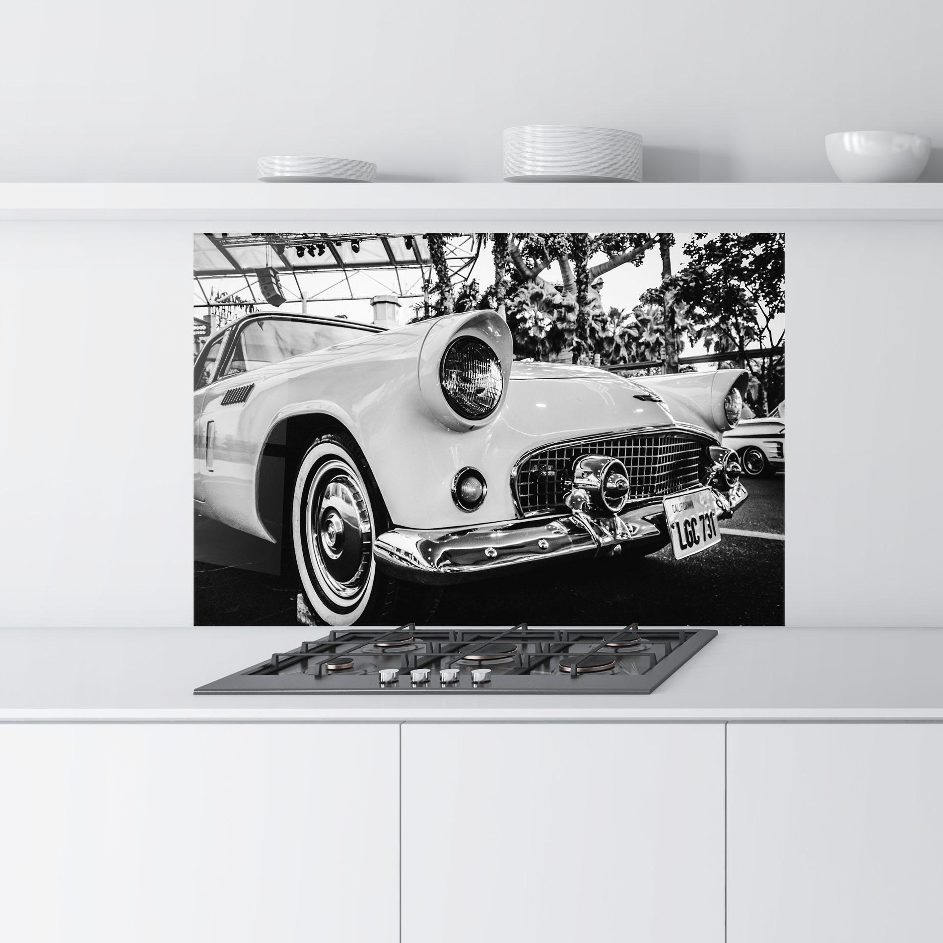 Panou Sticla Bucatarie Classic Car mockup 9