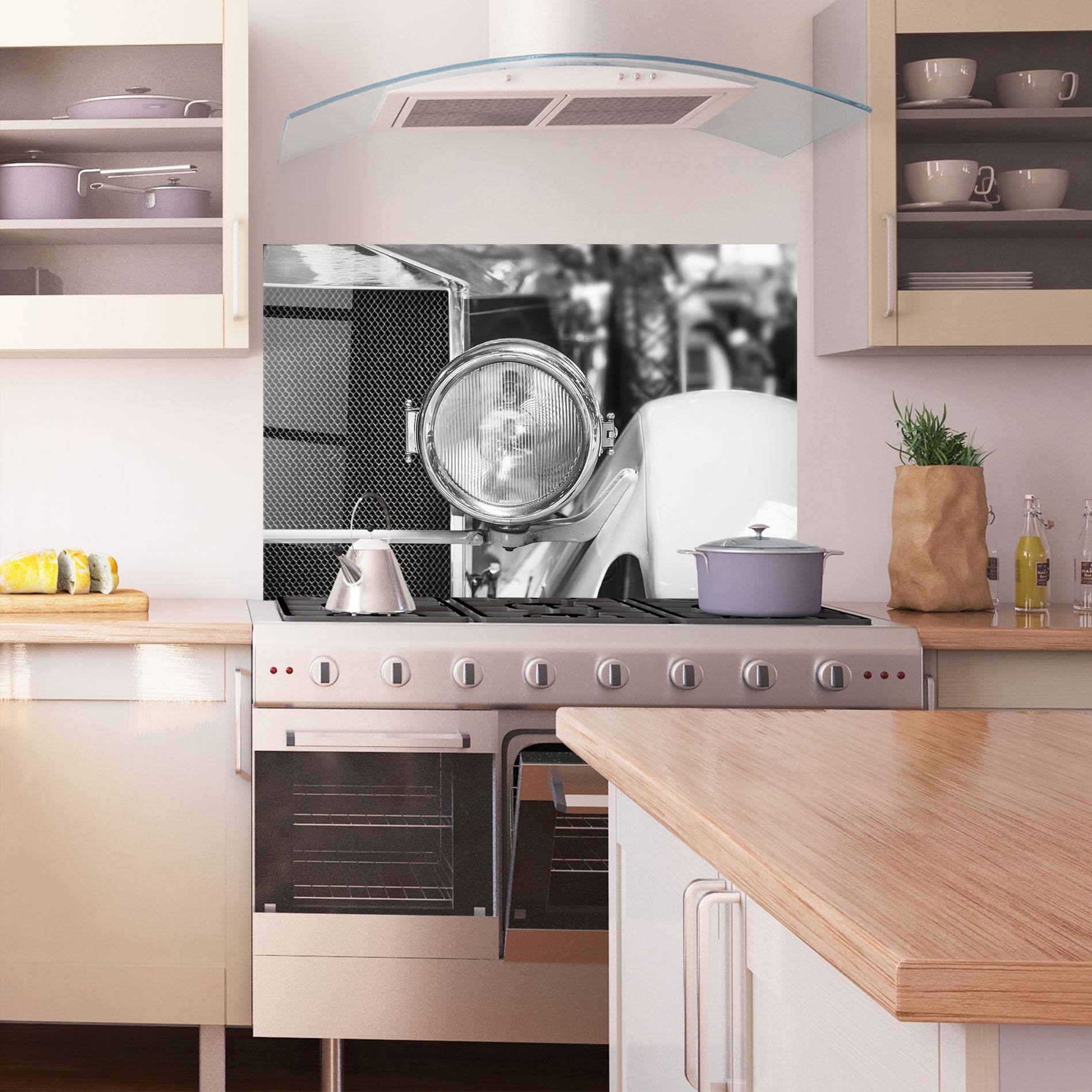 Panou Sticla Bucatarie Closeup Grey Car mockup 1