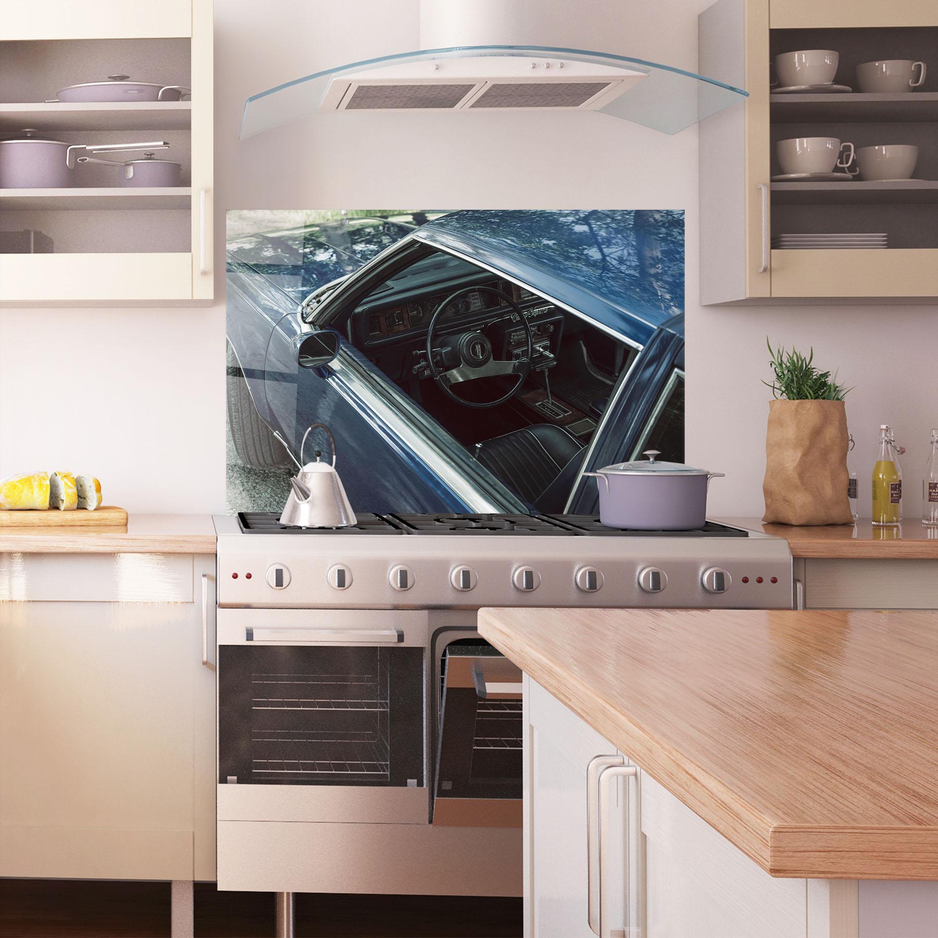 Panou Sticla Bucatarie Old Blue Car mockup 1
