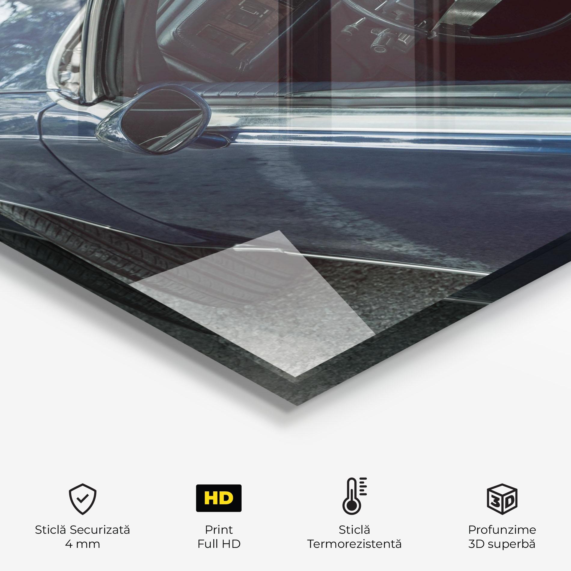 Panou Sticla Bucatarie Old Blue Car mockup 2