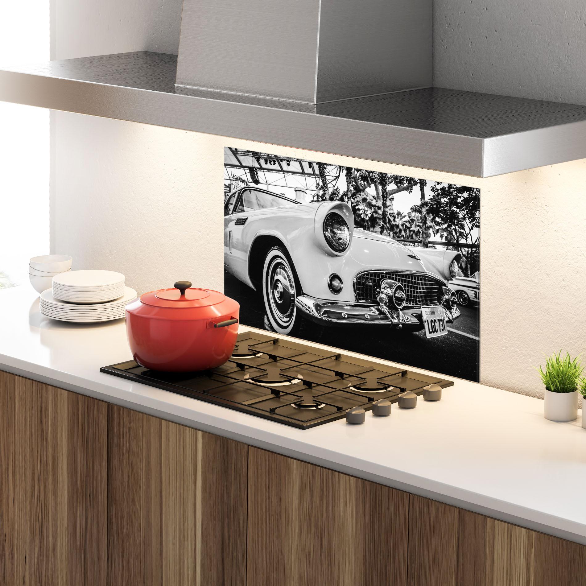 Panou Sticla Bucatarie Classic Car mockup 4