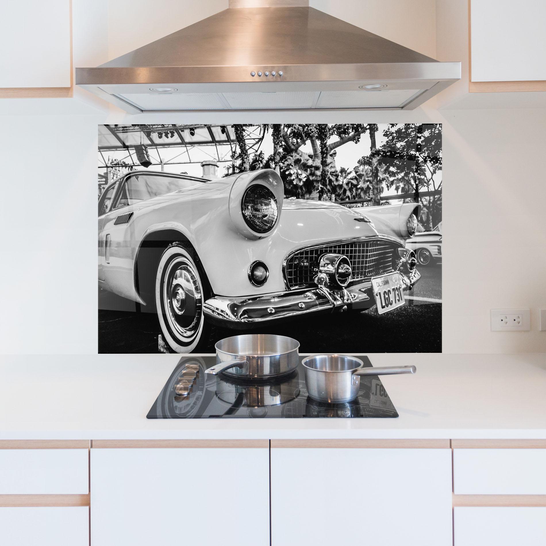 Panou Sticla Bucatarie Classic Car mockup 5