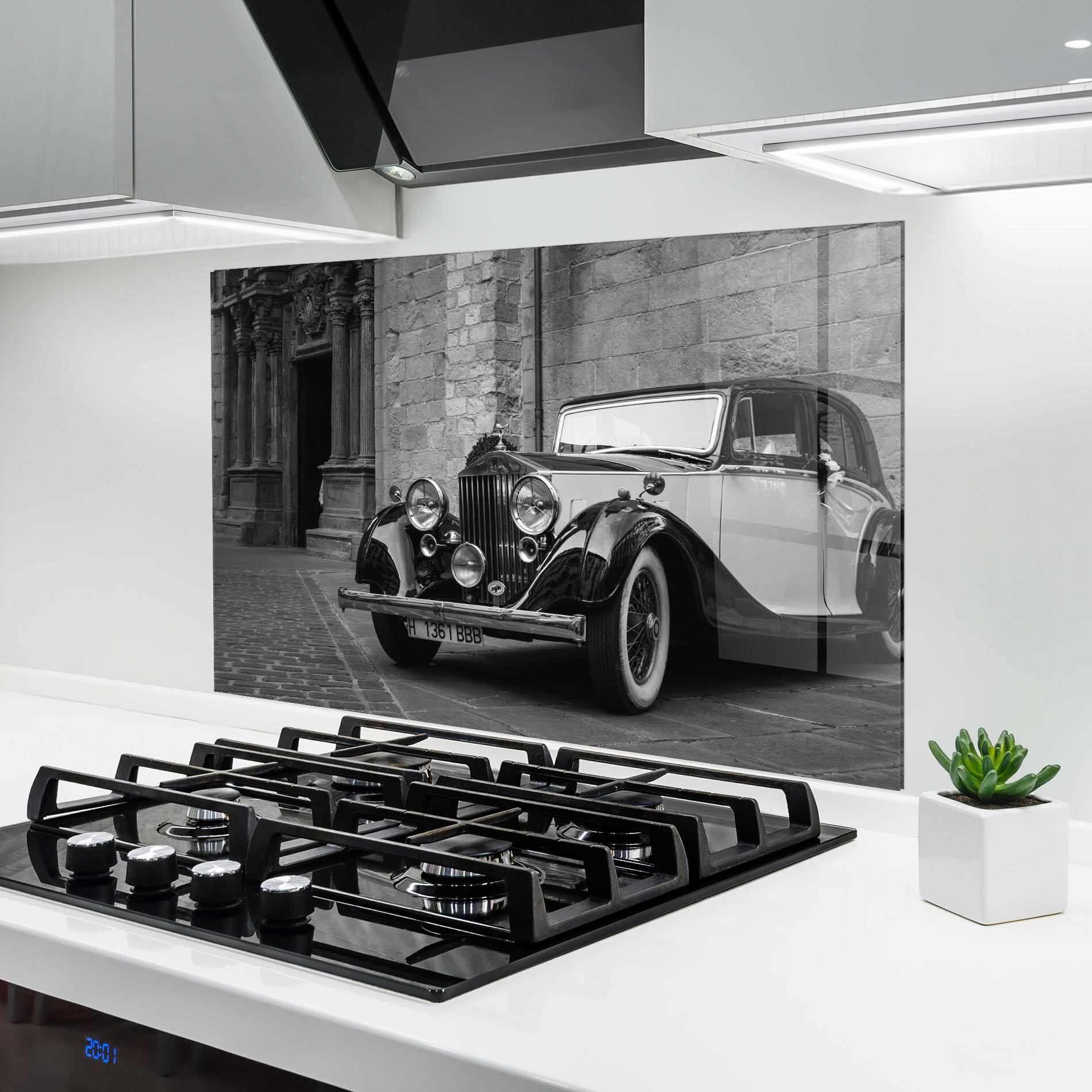 Panou Sticla Bucatarie Classic Car View mockup 6