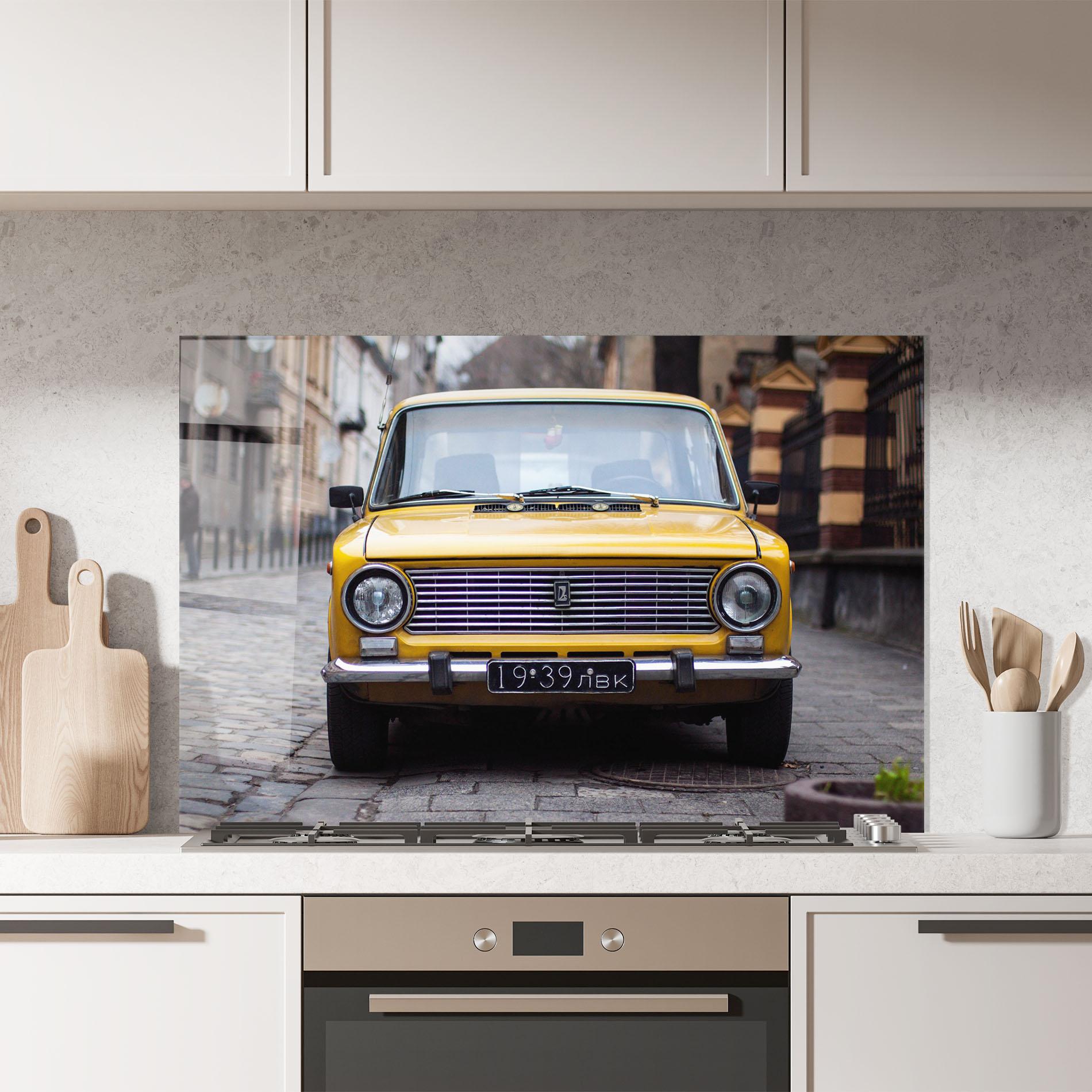 Panou Sticla Bucatarie Old Yellow Car mockup 7