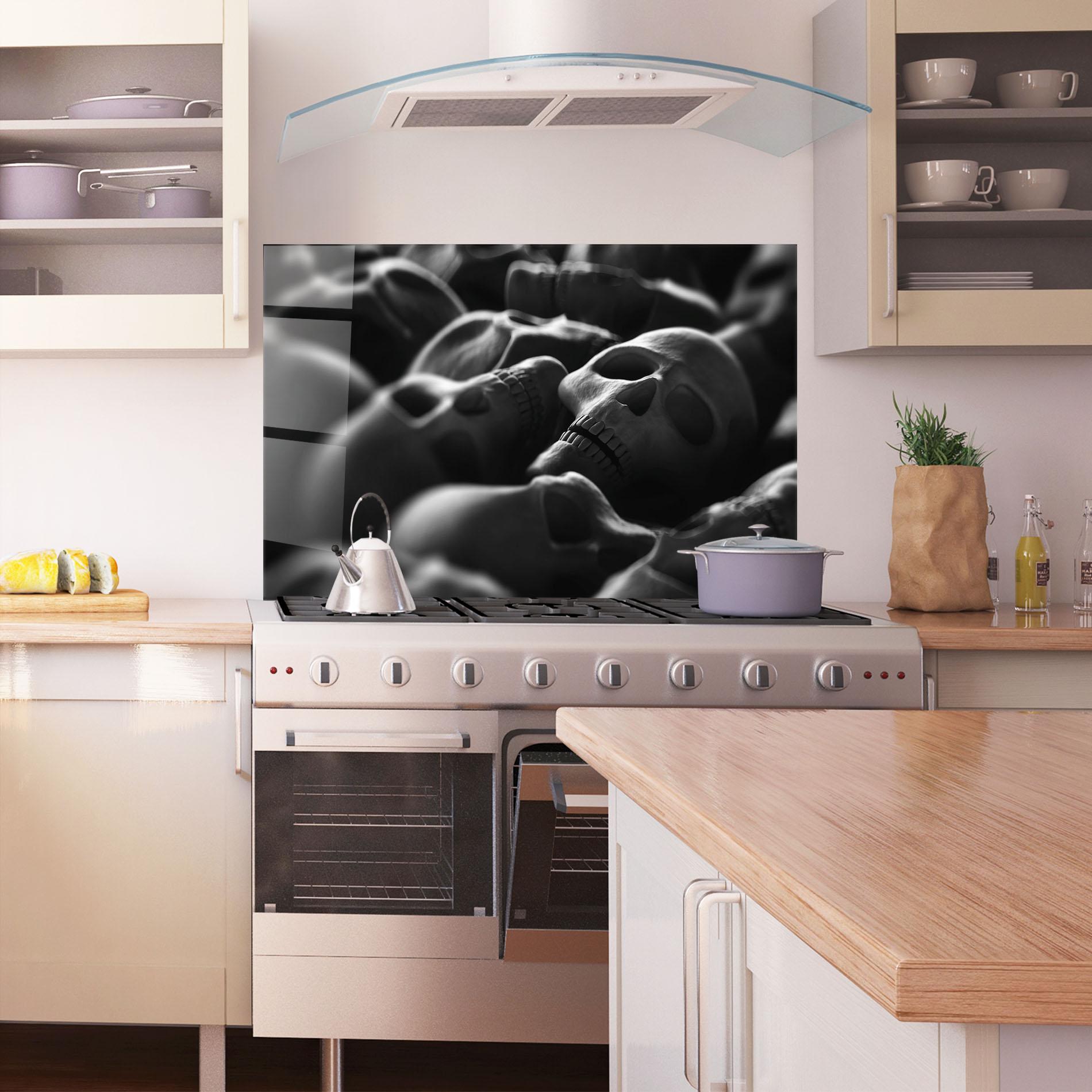 Panou Sticla Bucatarie Gray Human Skull mockup 1