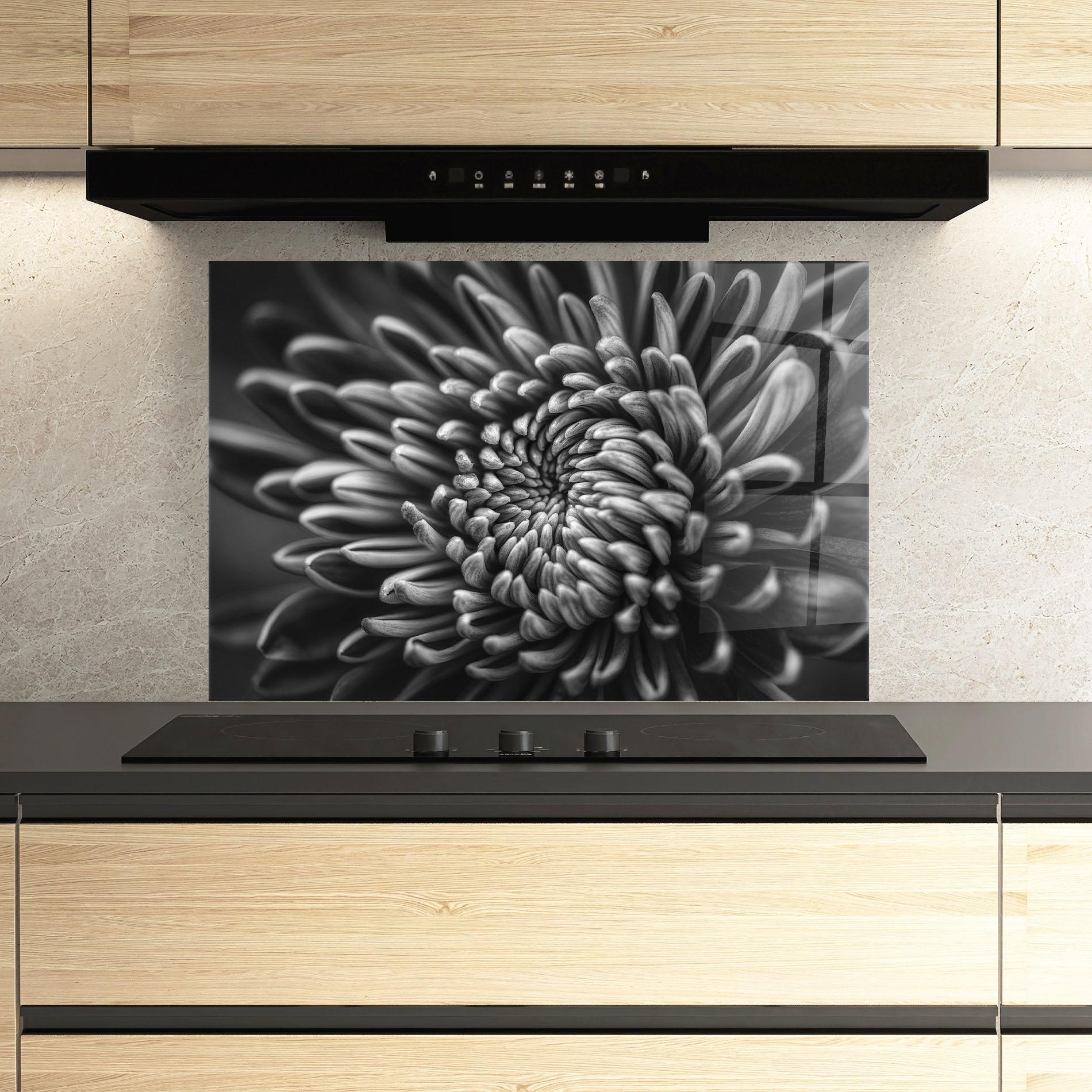 Panou Sticla Bucatarie Grey Flower mockup 3