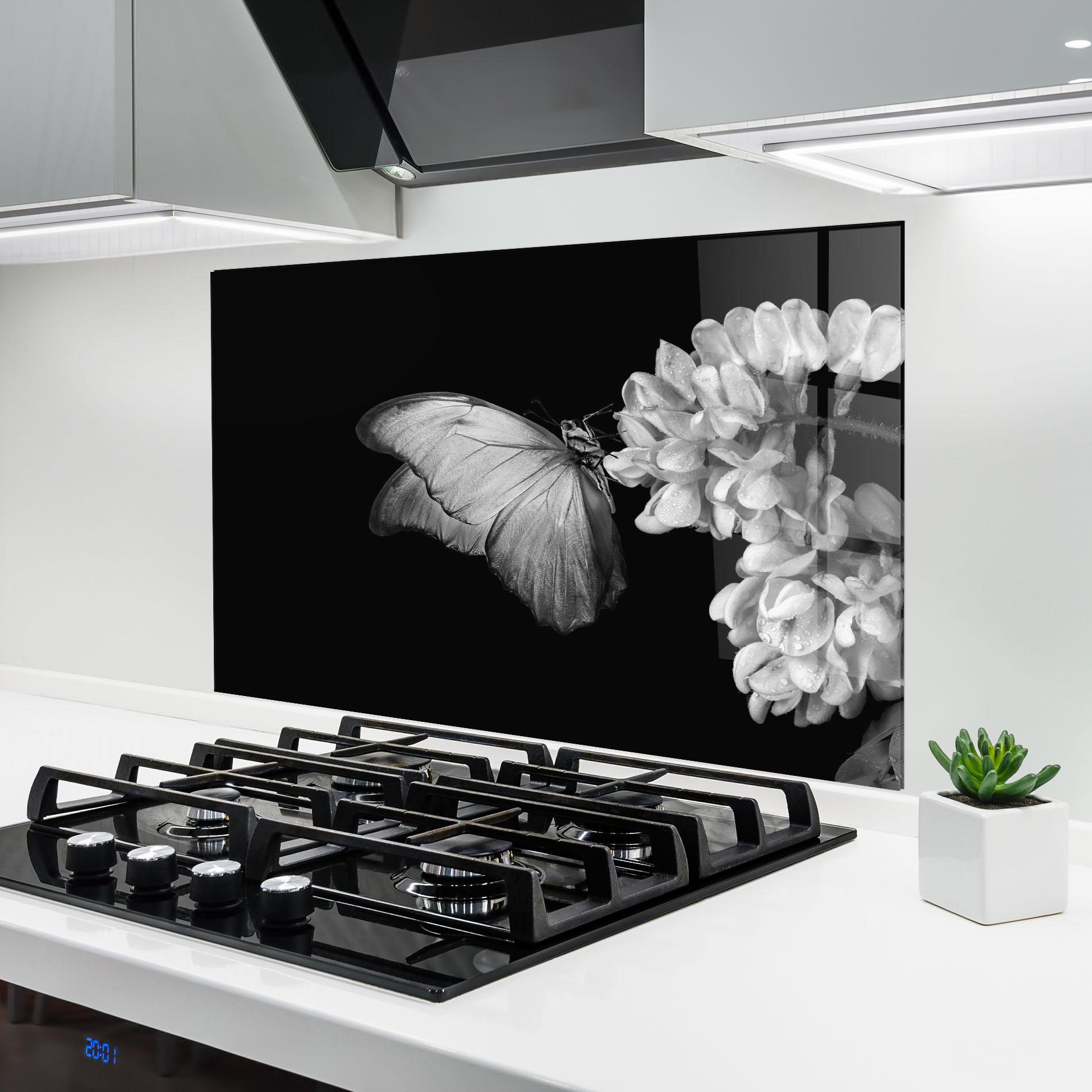 Panou Sticla Bucatarie Grey Butterfly mockup 6