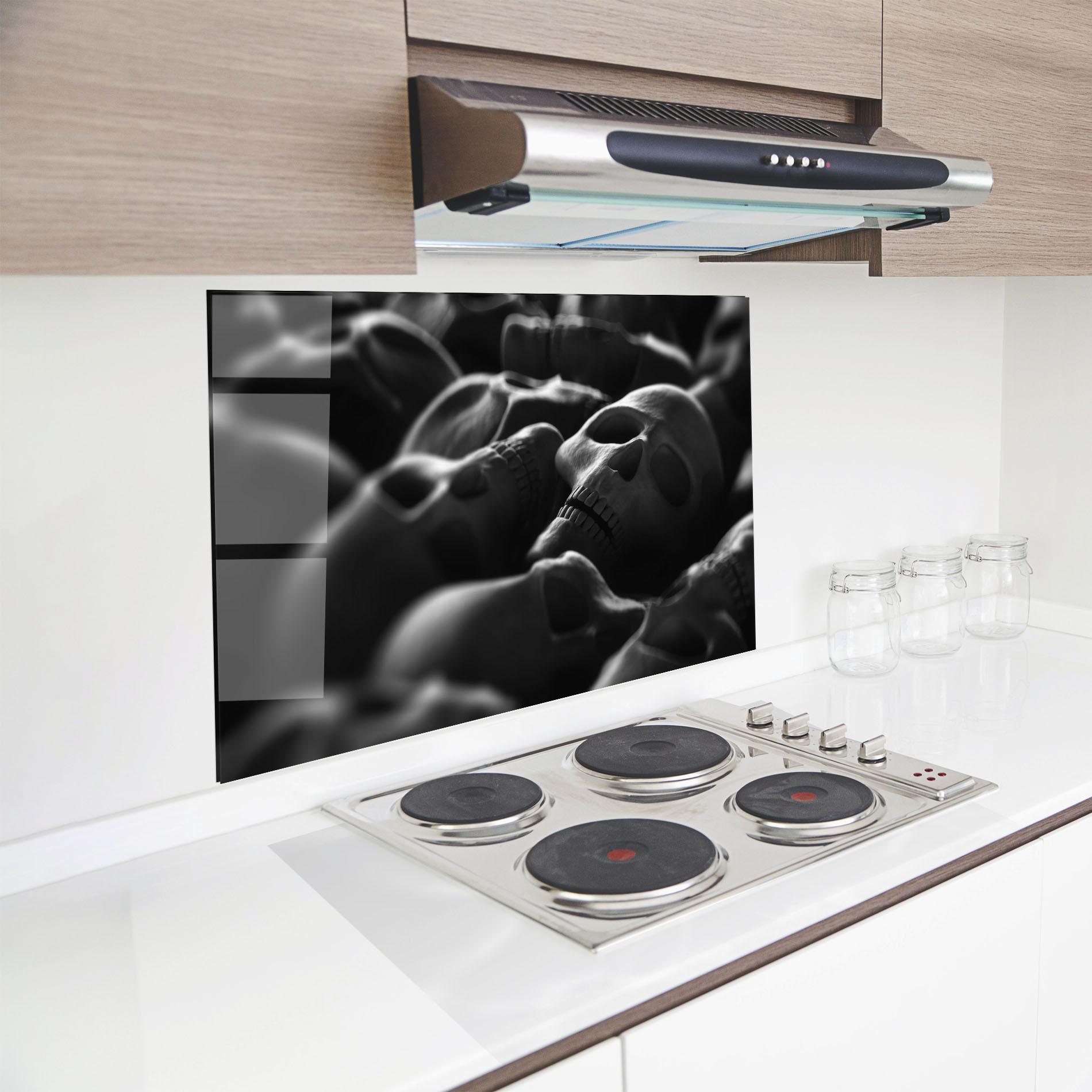 Panou Sticla Bucatarie Gray Human Skull mockup 8