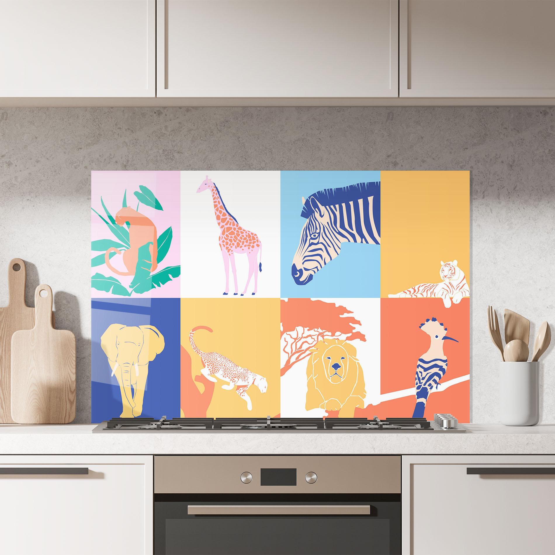 Panou Sticla Bucatarie Wild Life Collage mockup 7