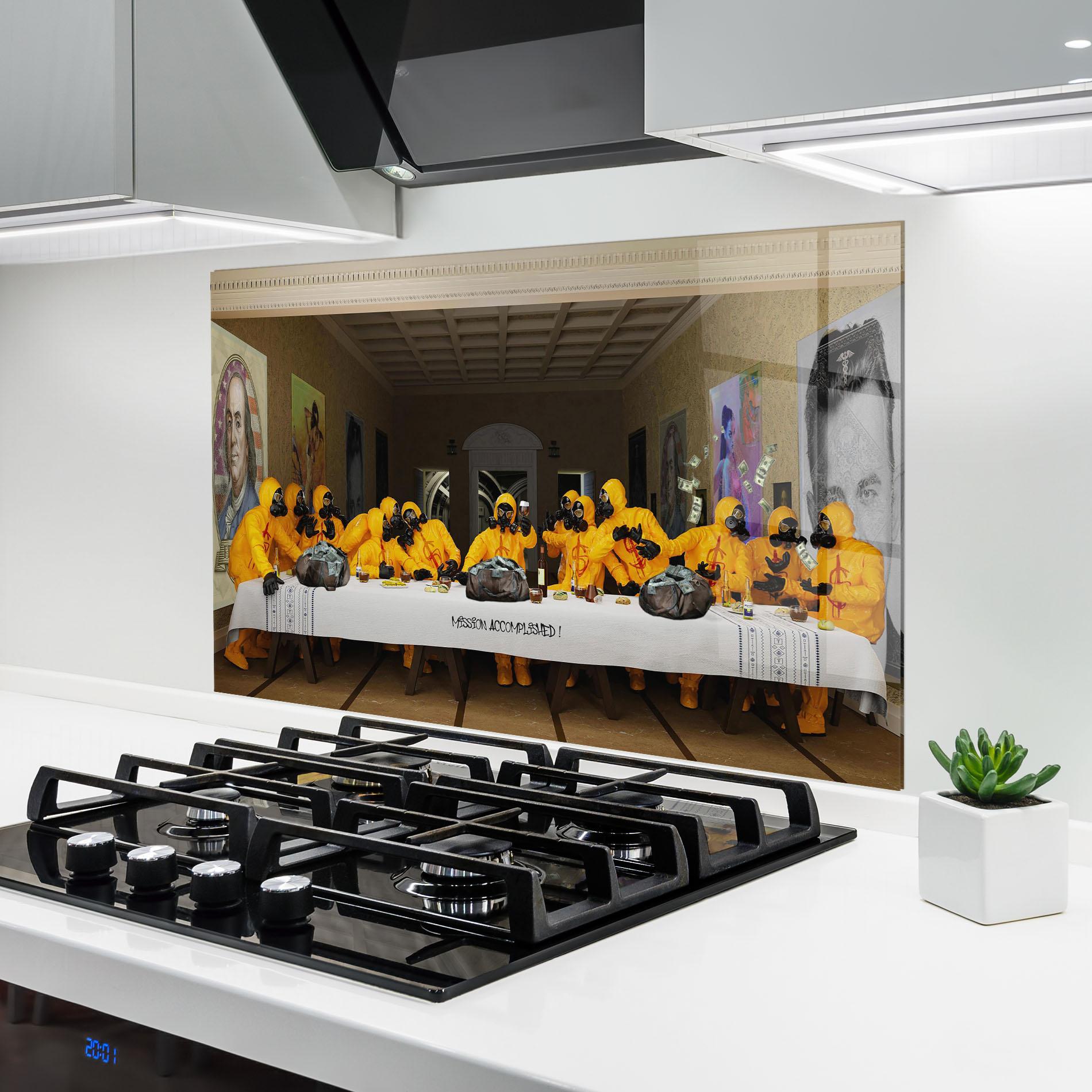 Panou Sticla Bucatarie Mission Accomplished mockup 6