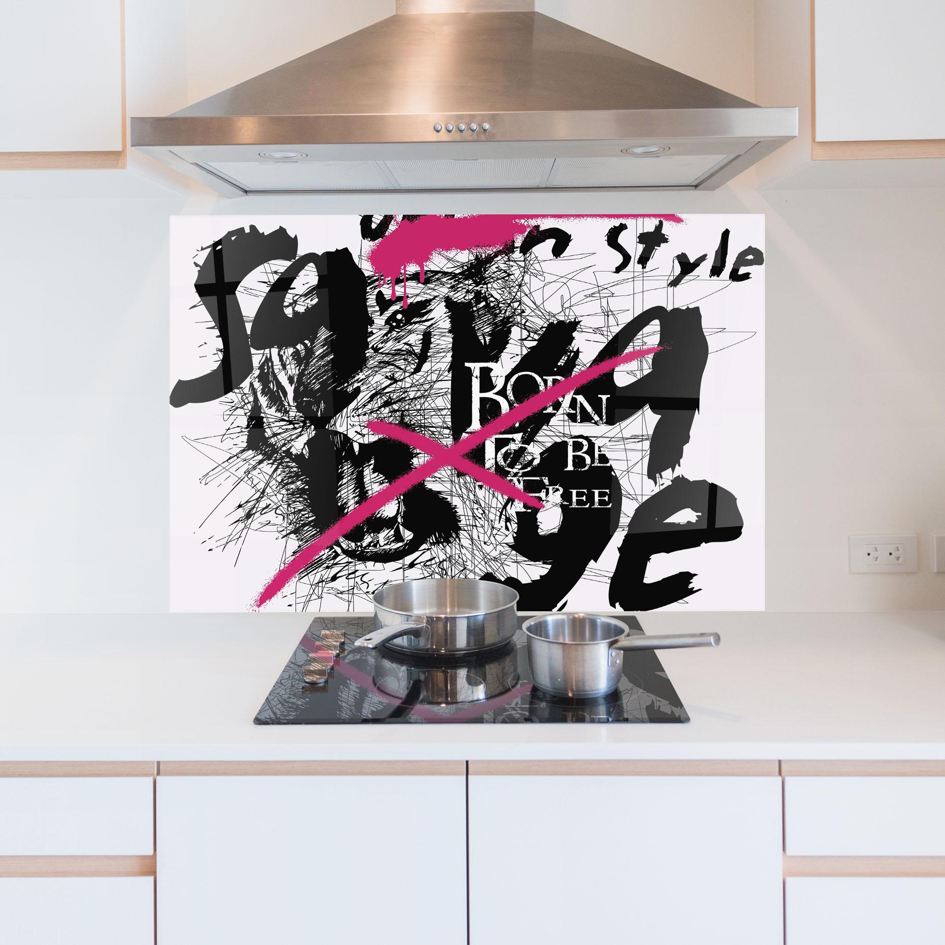 Panou Sticla Bucatarie Born Free Graffiti mockup 5