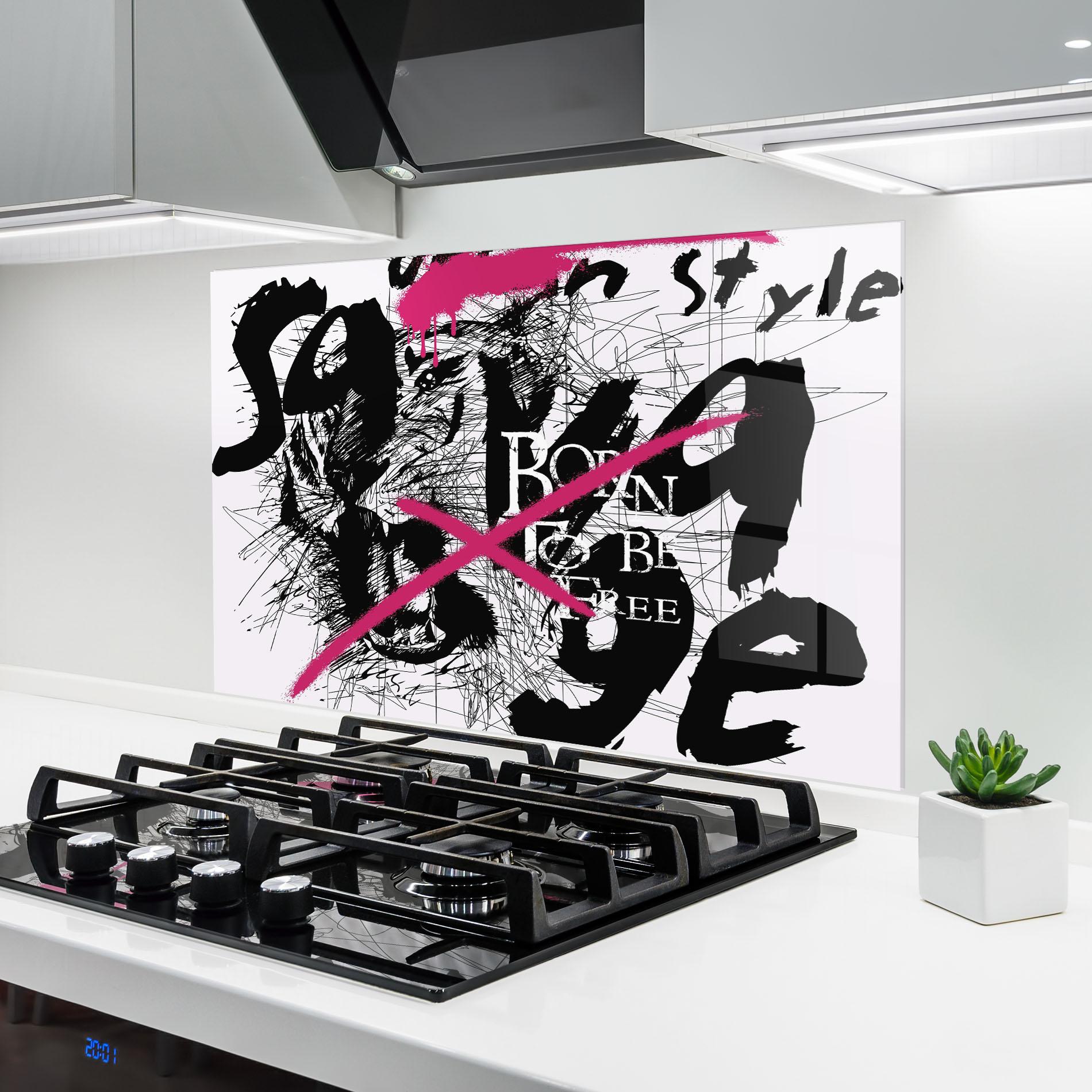 Panou Sticla Bucatarie Born Free Graffiti mockup 6