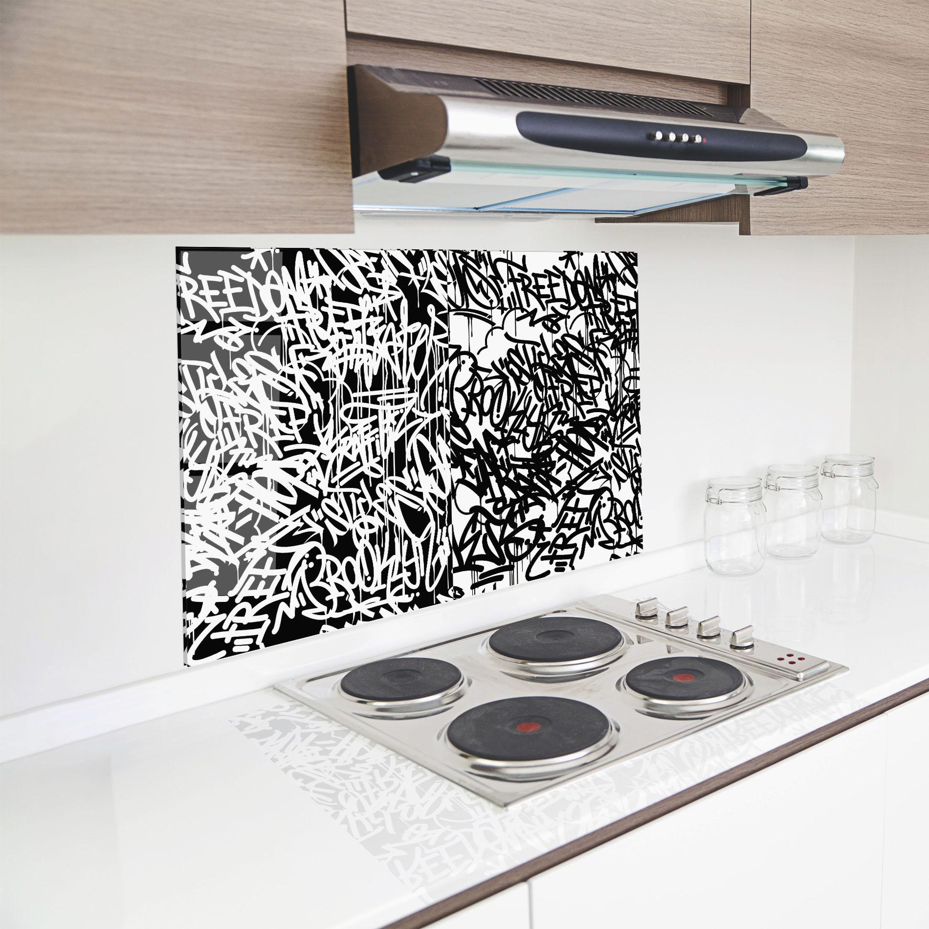 Panou Sticla Bucatarie Black White Graffiti mockup 8