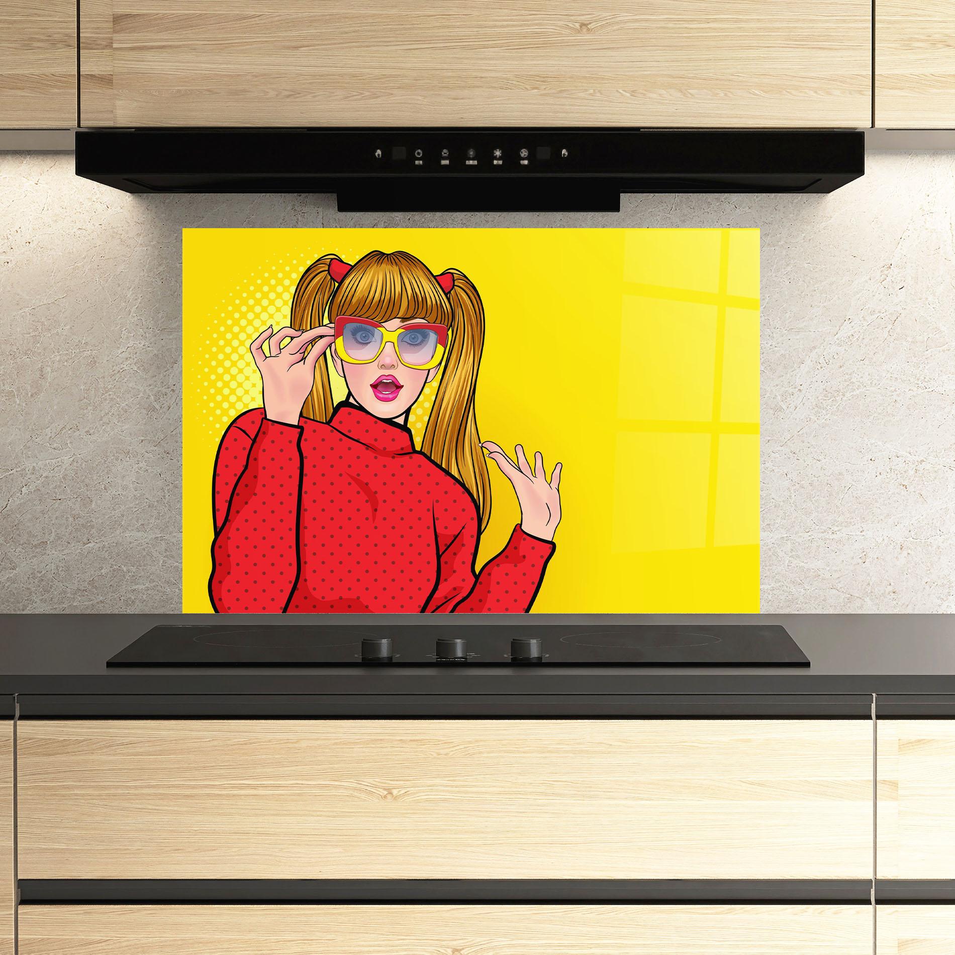 Panou Sticla Bucatarie Pop Woman Surprised mockup 3