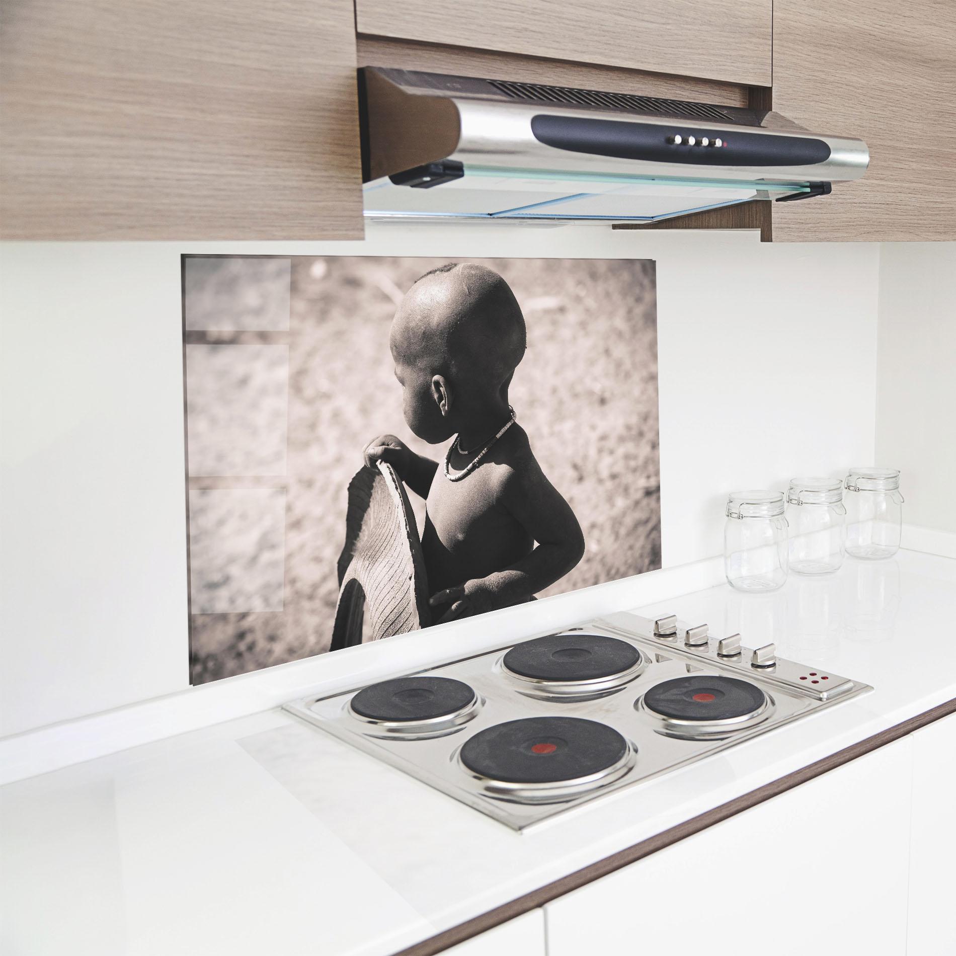 Panou Sticla Bucatarie African Little Child mockup 8