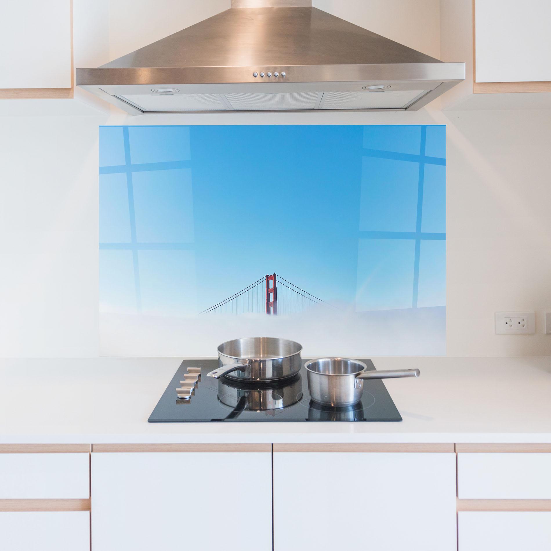 Panou Sticla Bucatarie High Cloud Bridge mockup 5