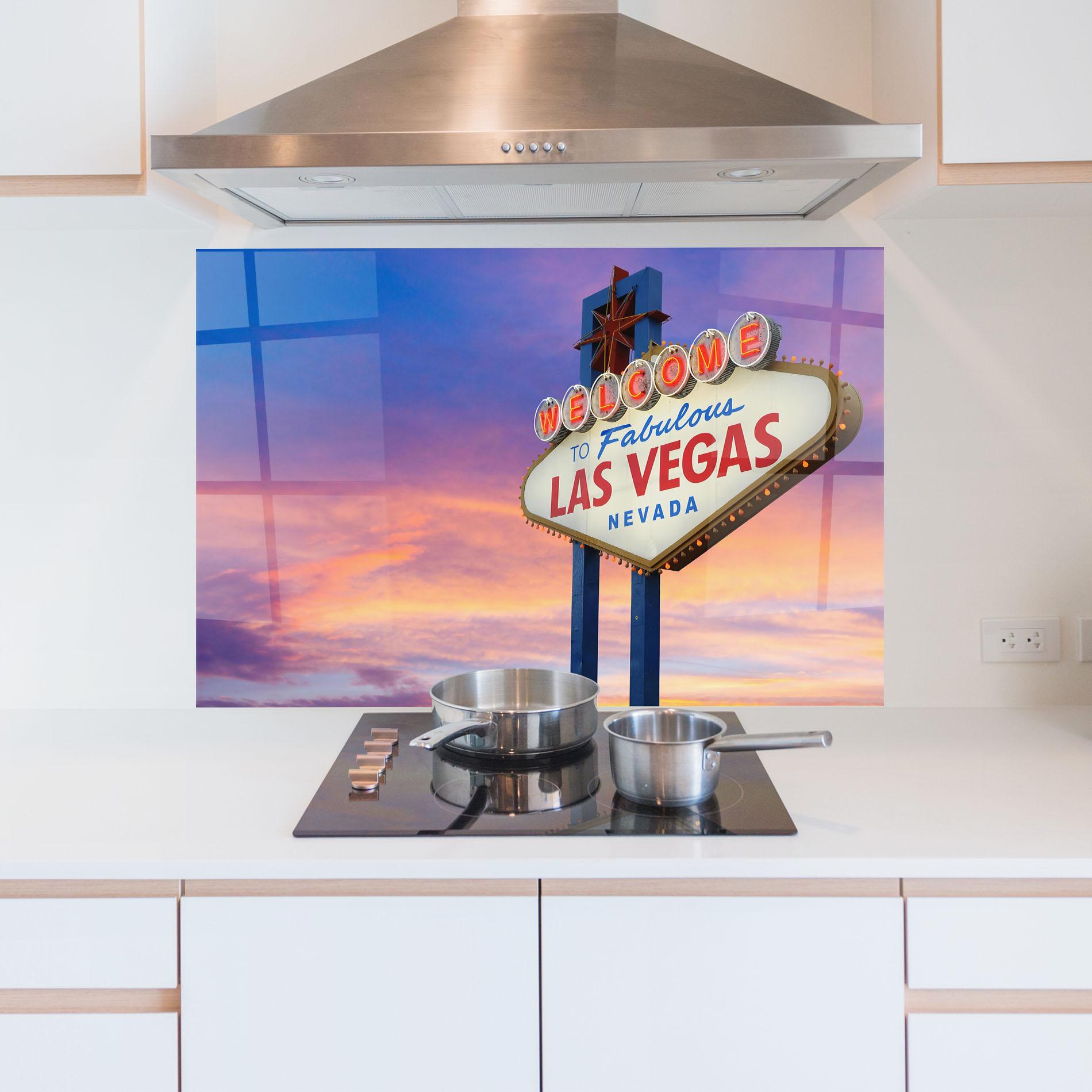 Panou Sticla Bucatarie Las Vegas Sign mockup 5