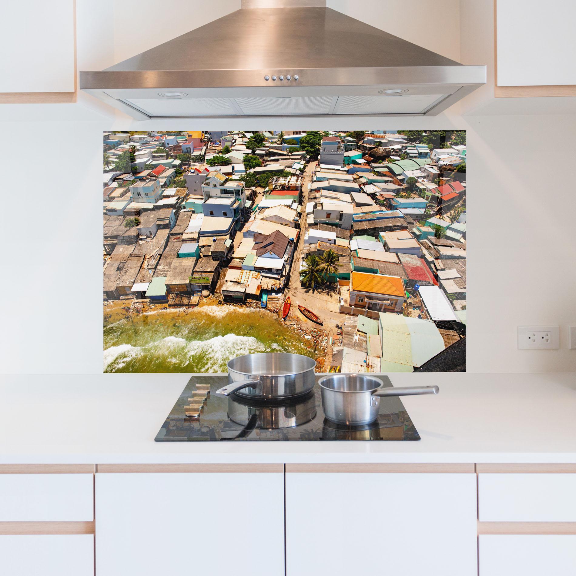 Panou Sticla Bucatarie Vietnam Slums mockup 5