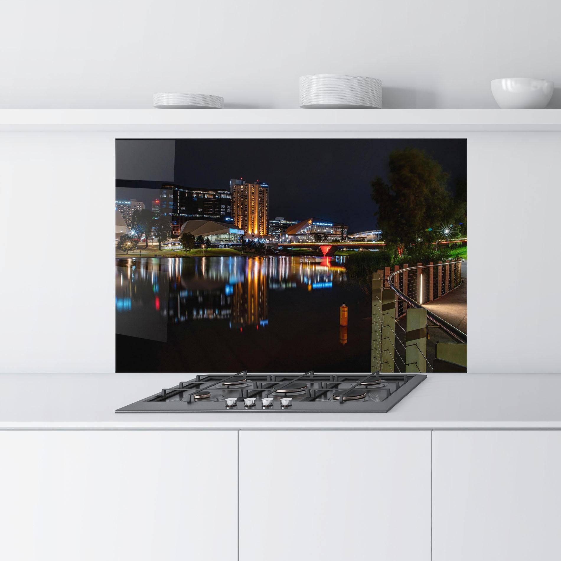 Panou Sticla Bucatarie Australia Night Lake mockup 9