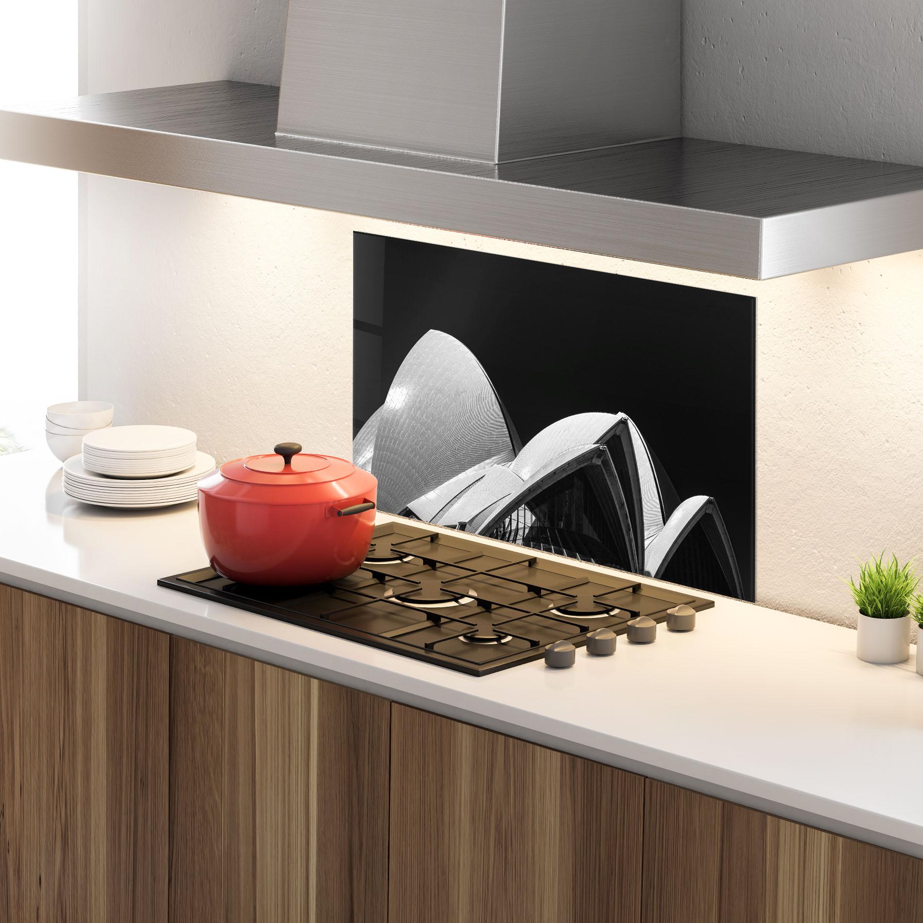 Panou Sticla Bucatarie Opera House Close Up mockup 4