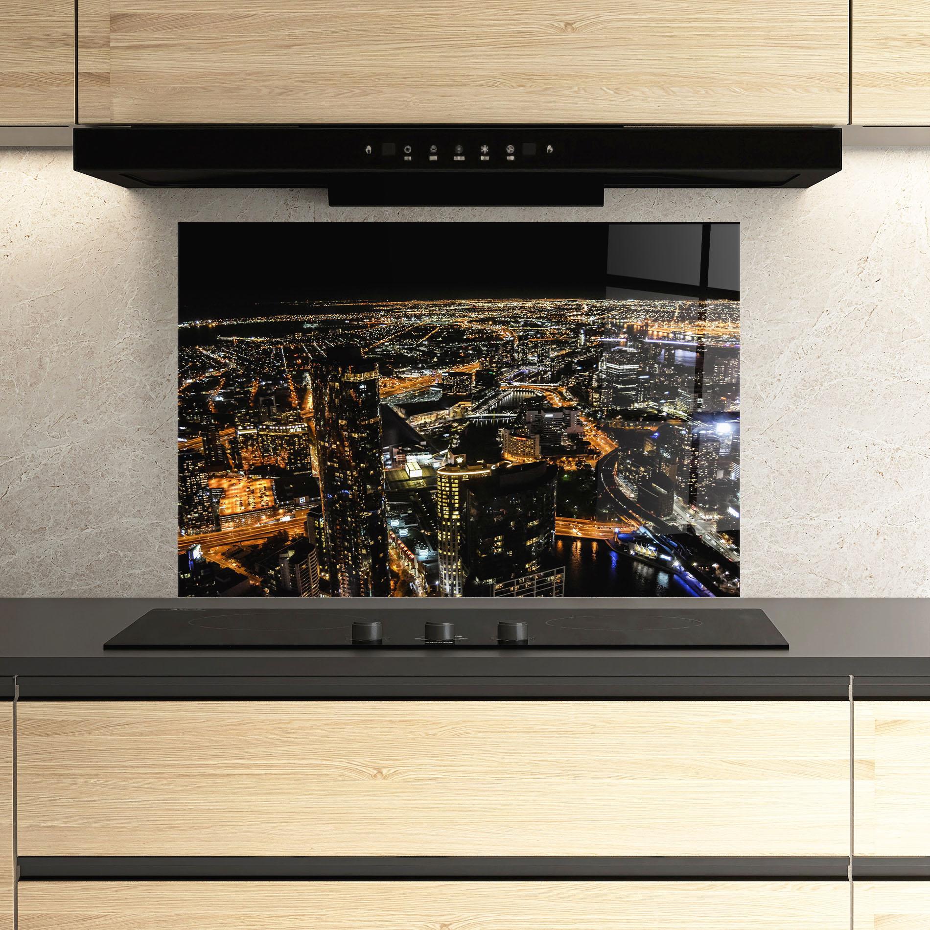 Panou Sticla Bucatarie Black City Light mockup 3