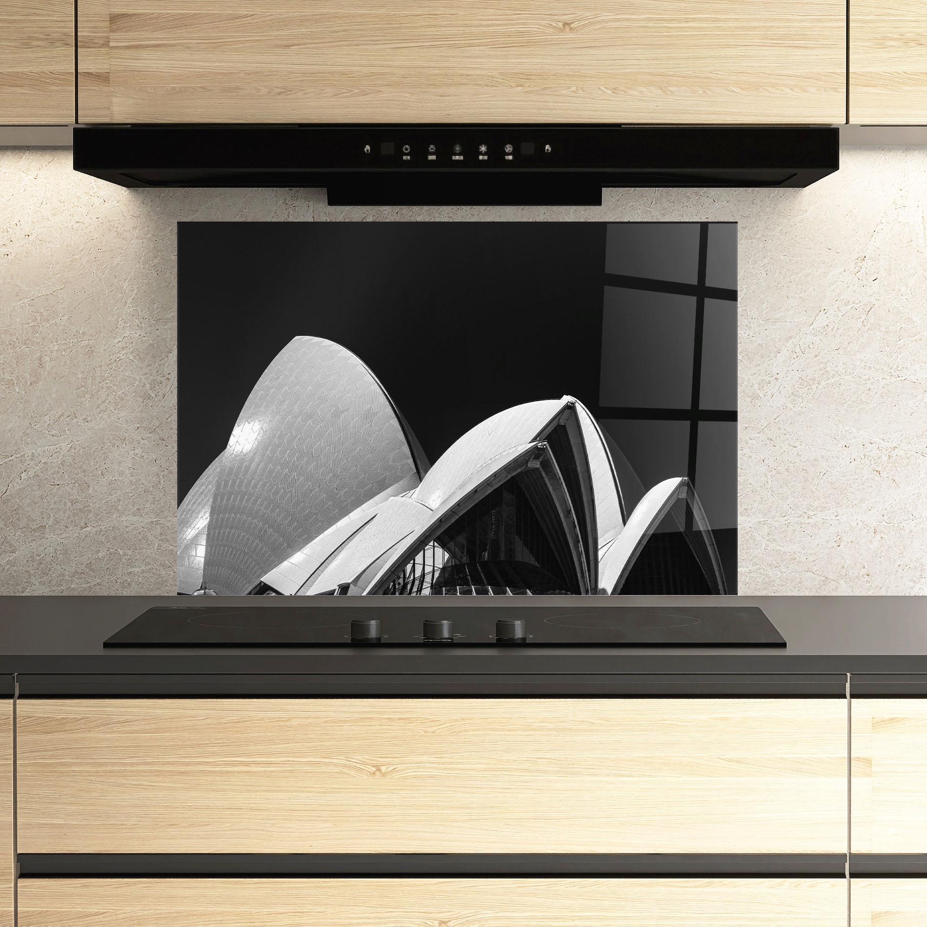 Panou Sticla Bucatarie Opera House Close Up mockup 3