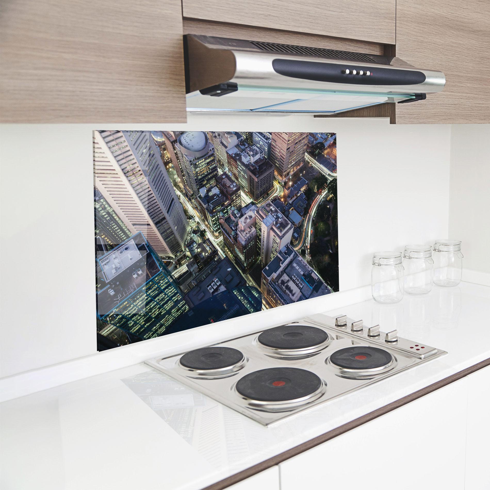 Panou Sticla Bucatarie Green Purple Skyline mockup 8