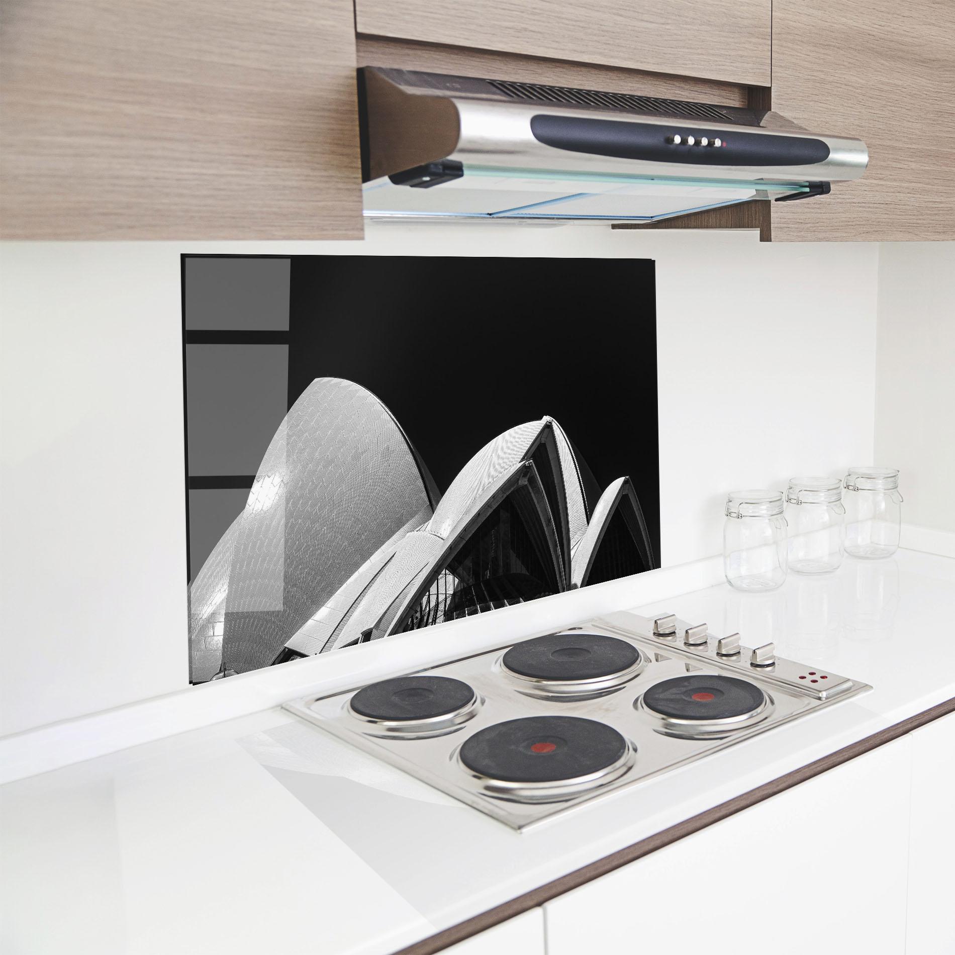 Panou Sticla Bucatarie Opera House Close Up mockup 8