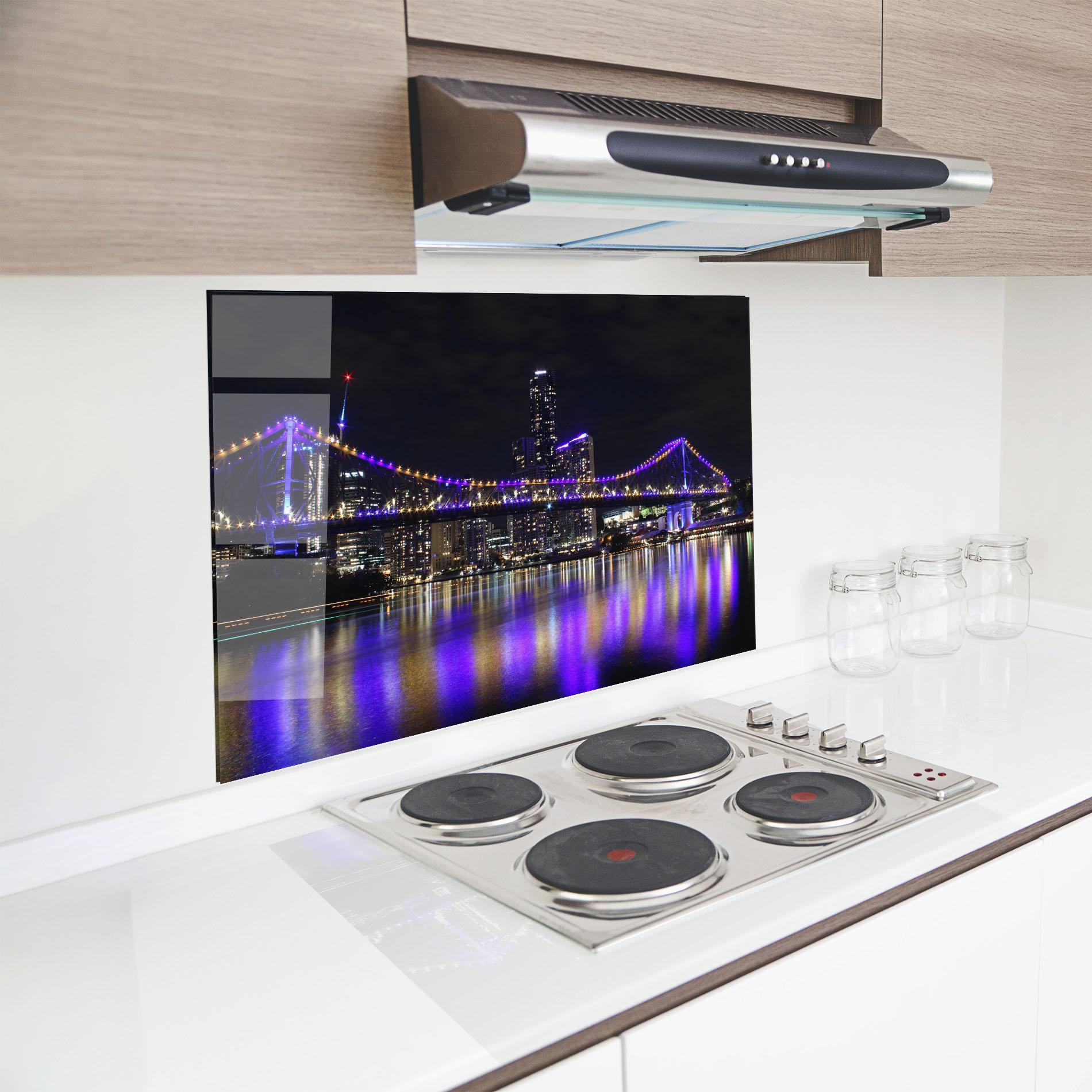 Panou Sticla Bucatarie Story Bridge mockup 8