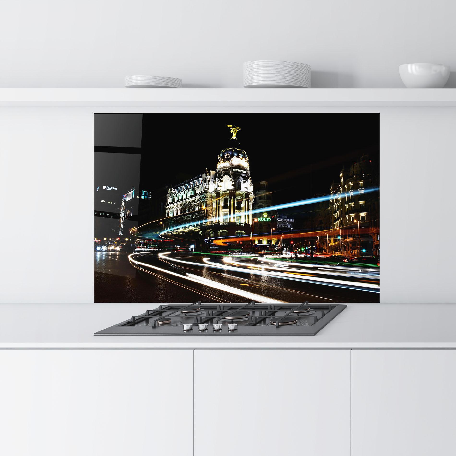 Panou Sticla Bucatarie Madrid At Night mockup 9