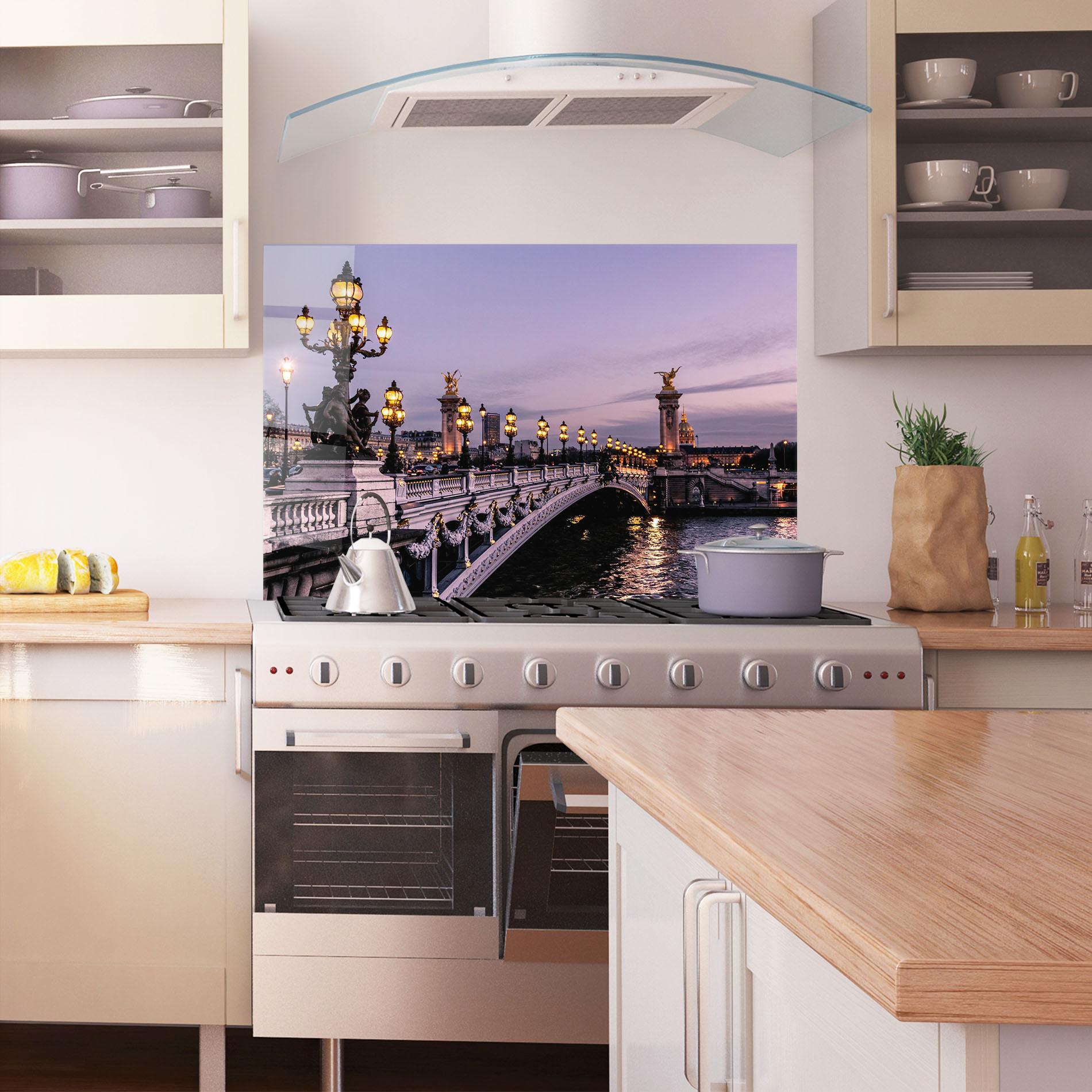 Panou Sticla Bucatarie Paris Bidge mockup 1