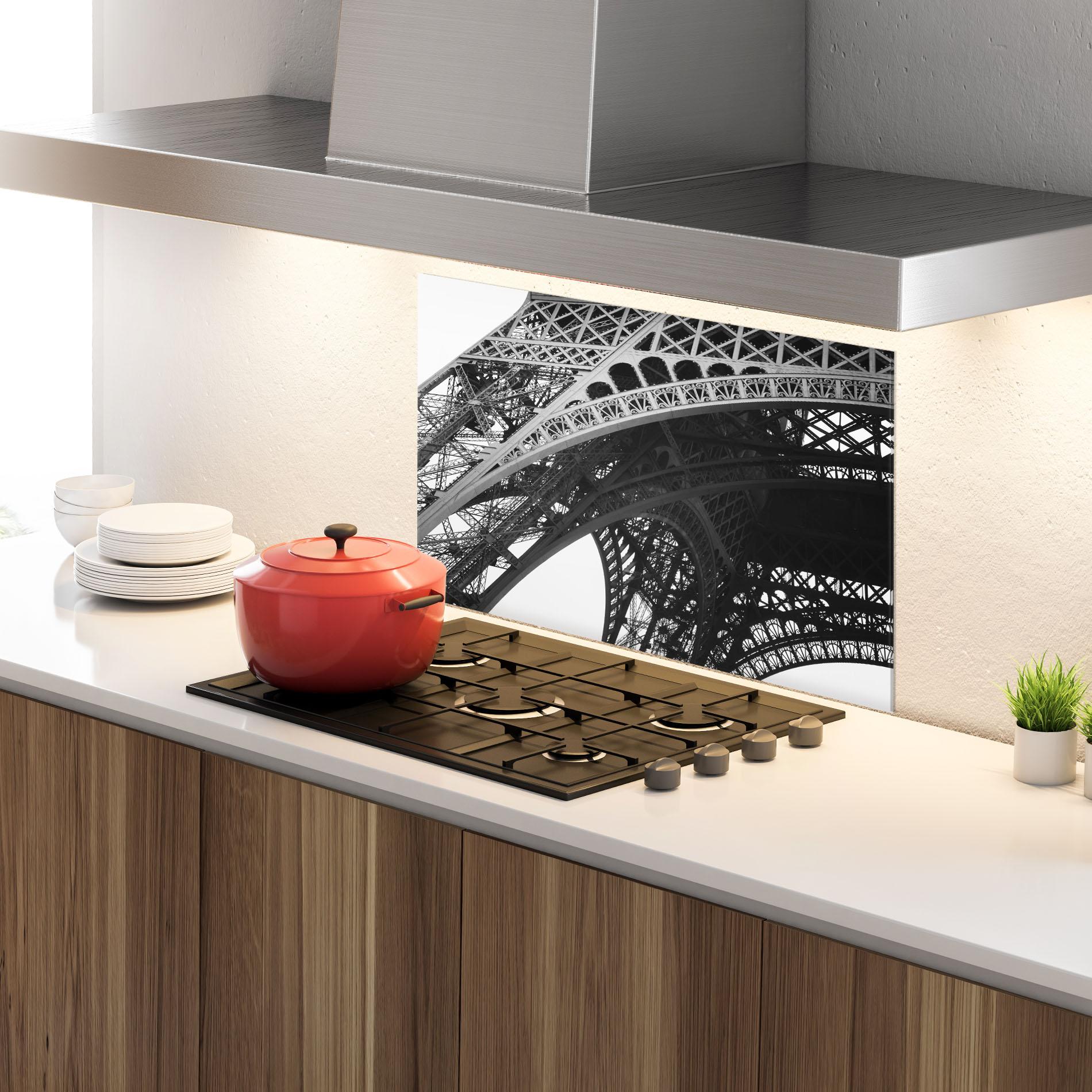 Panou Sticla Bucatarie Grey Eiffel Tower mockup 4